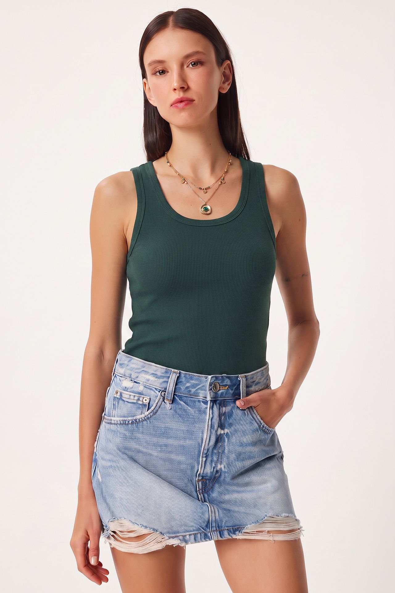 ISTANBUL Fitted U Collar Knitted 2- Pack Tank Top 2