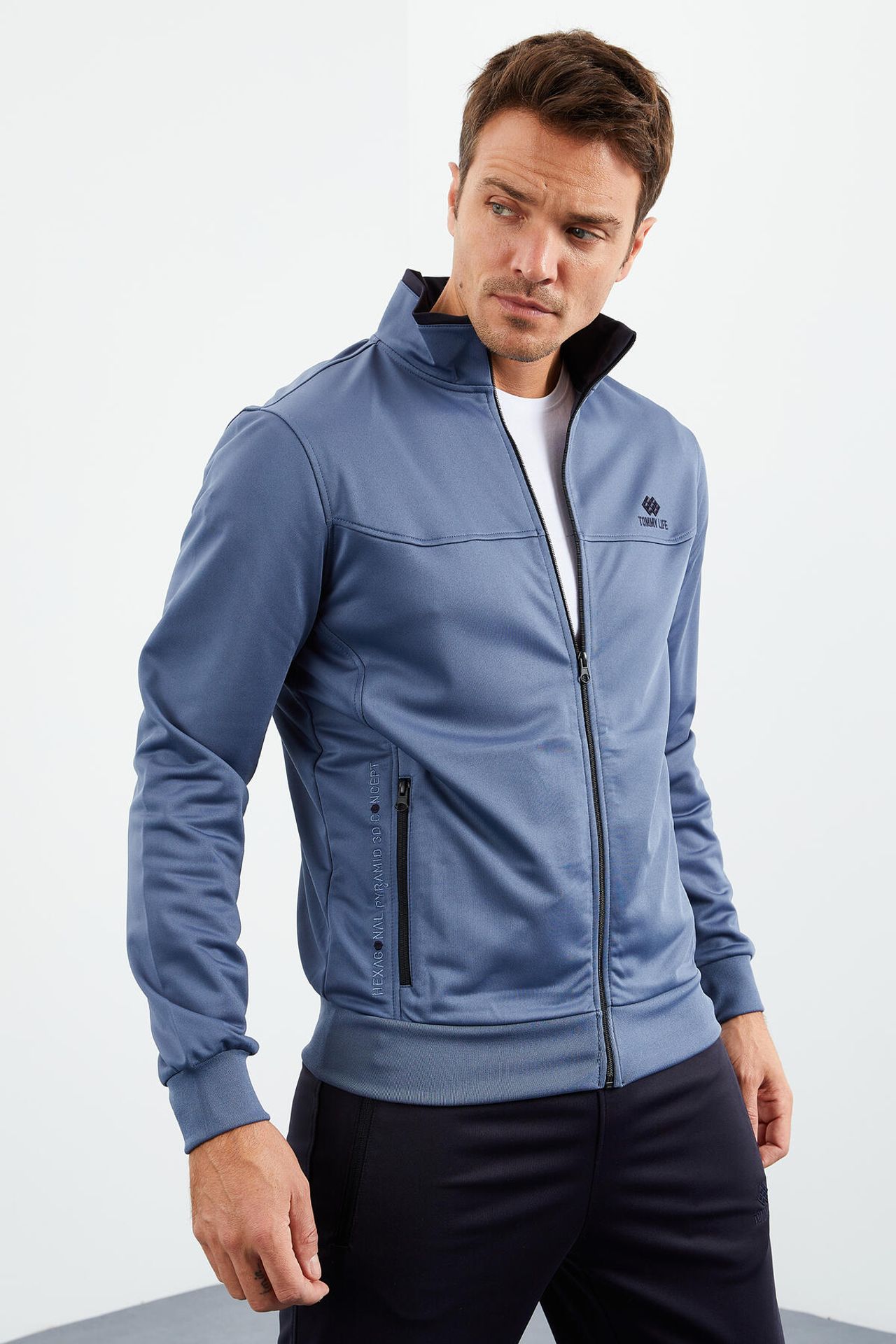 TOMMY Men's Scuba Knit Active Set With Zipper Collar 3