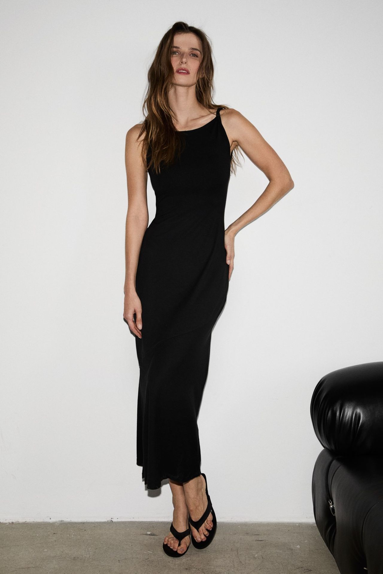 GRIMELANGE Crew Neck Fitted Maxi Dress 3