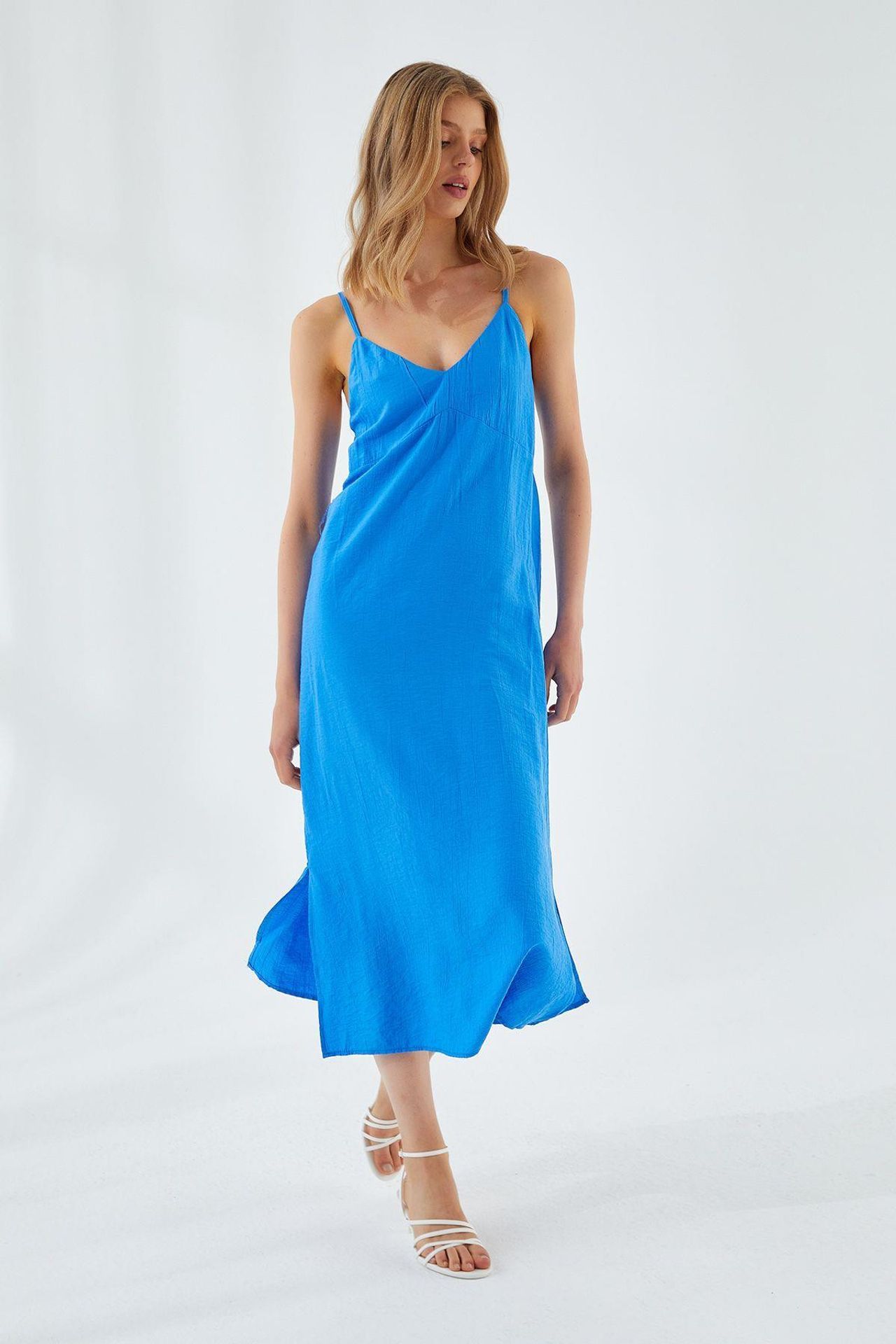 Mixray V-Neck Slit Midi Dress 2