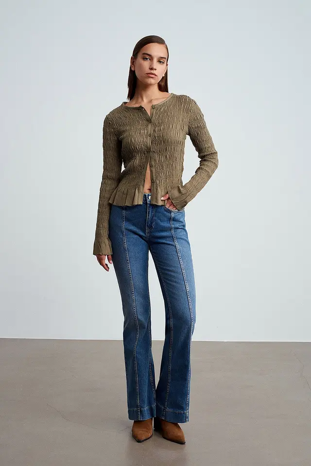 DILVIN Textured Knit Button-Front Blouse