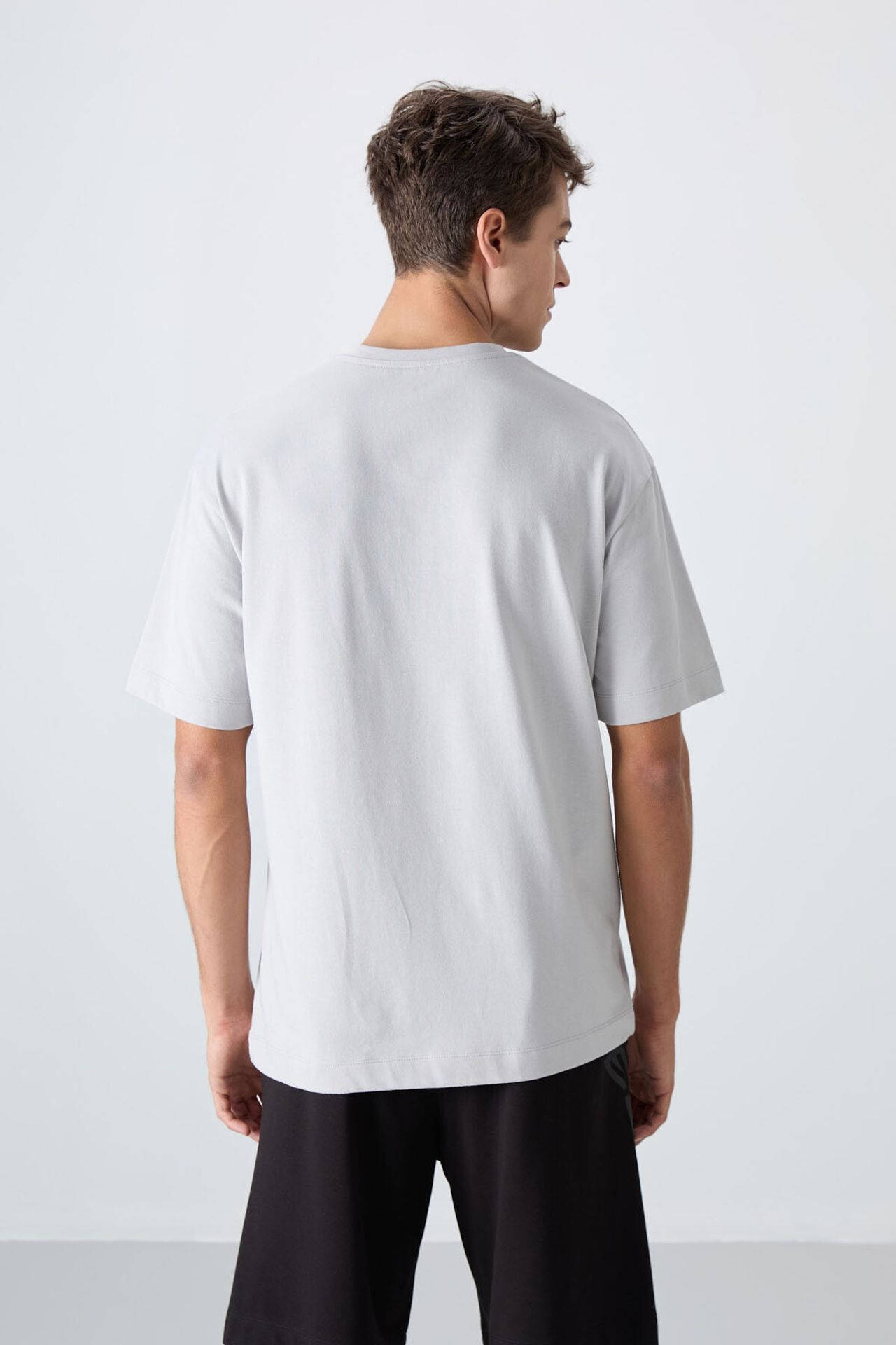 TOMMY Oversized Logo Print Crew Neck T-Shirt 5