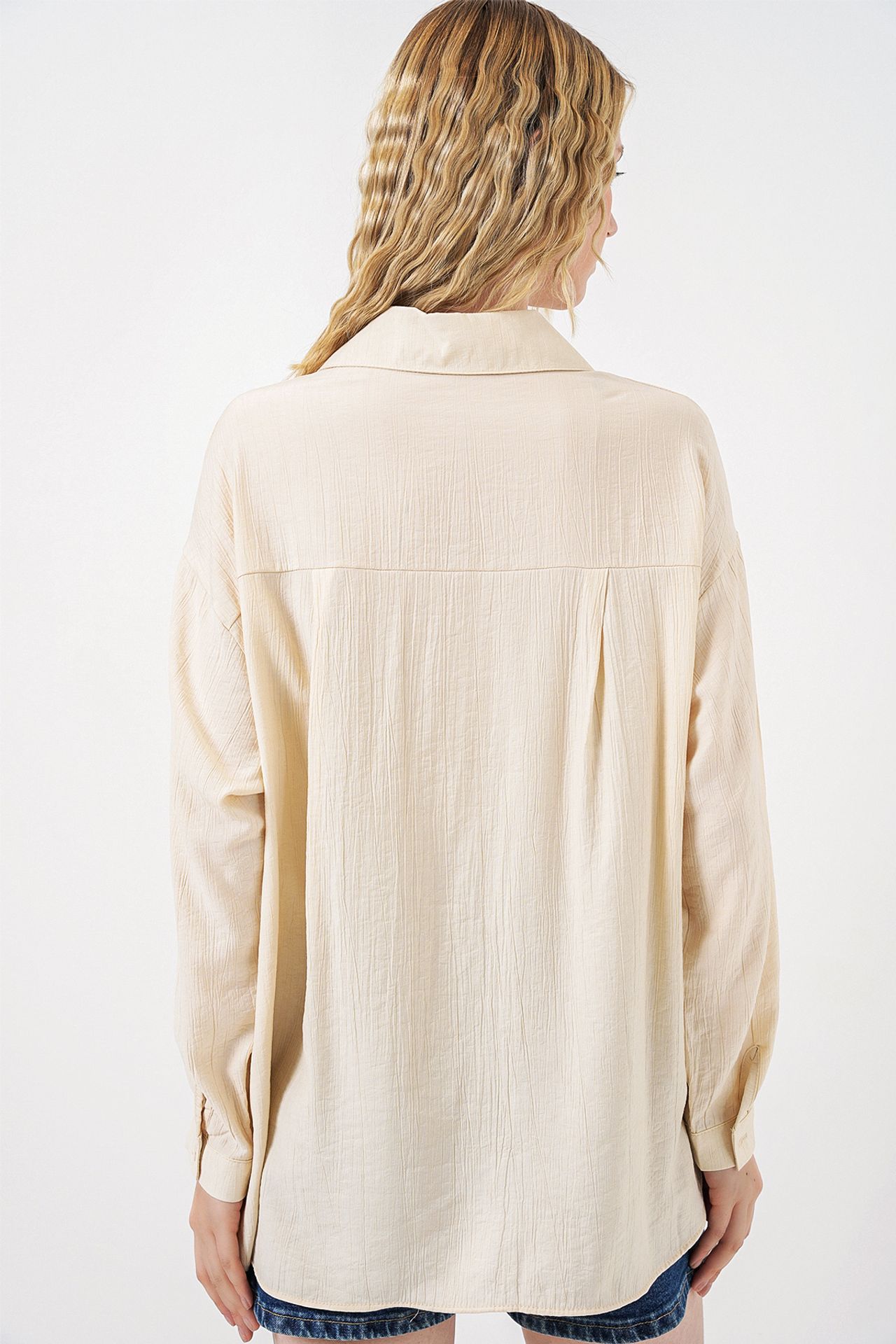 BDART Oversized Long-Sleeve Button-Up Shirt 6