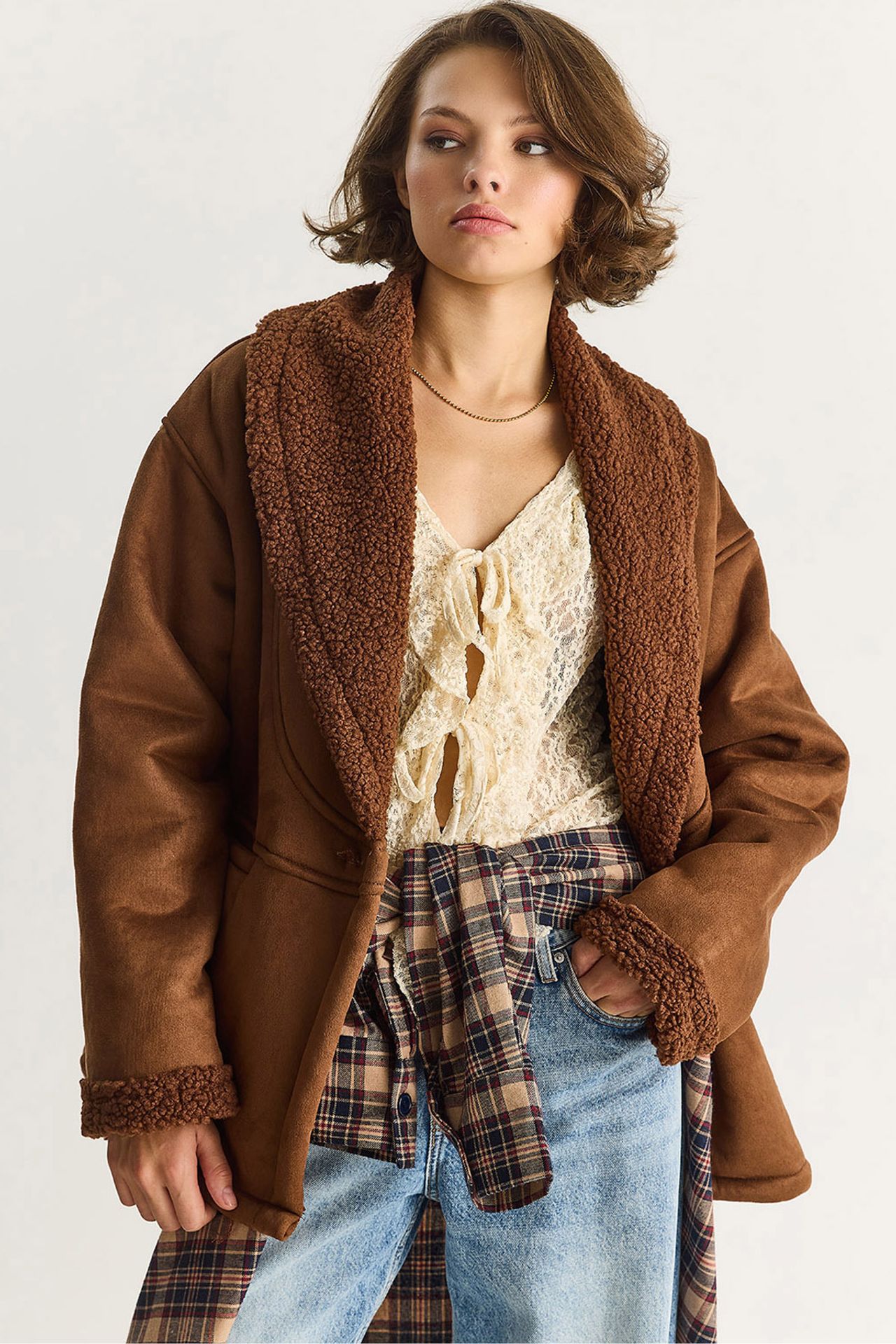 LUCCI Faux Fur Detailed Buttoned Coat