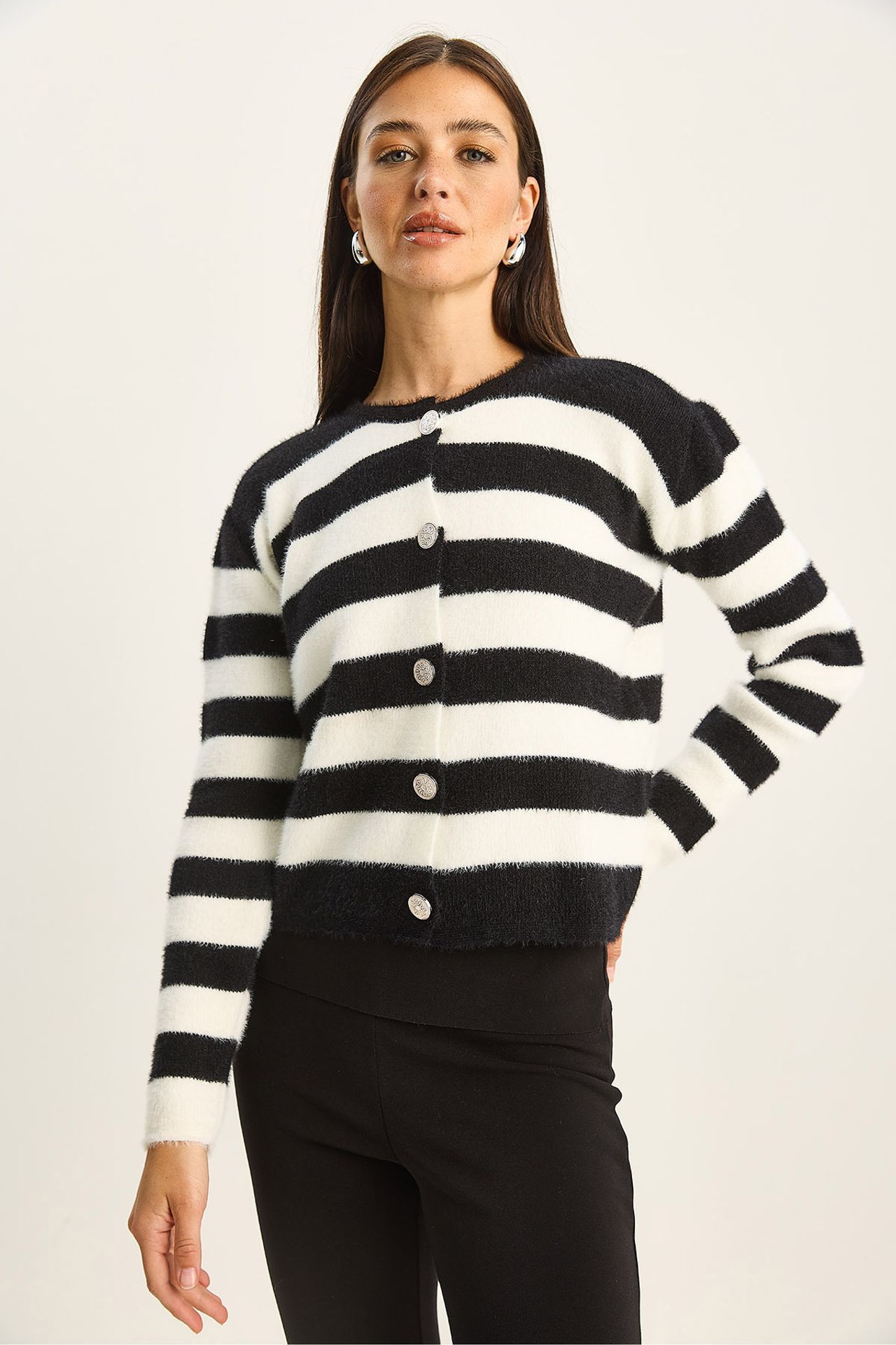LUCCI Buttoned Striped Knit Cardigan 2