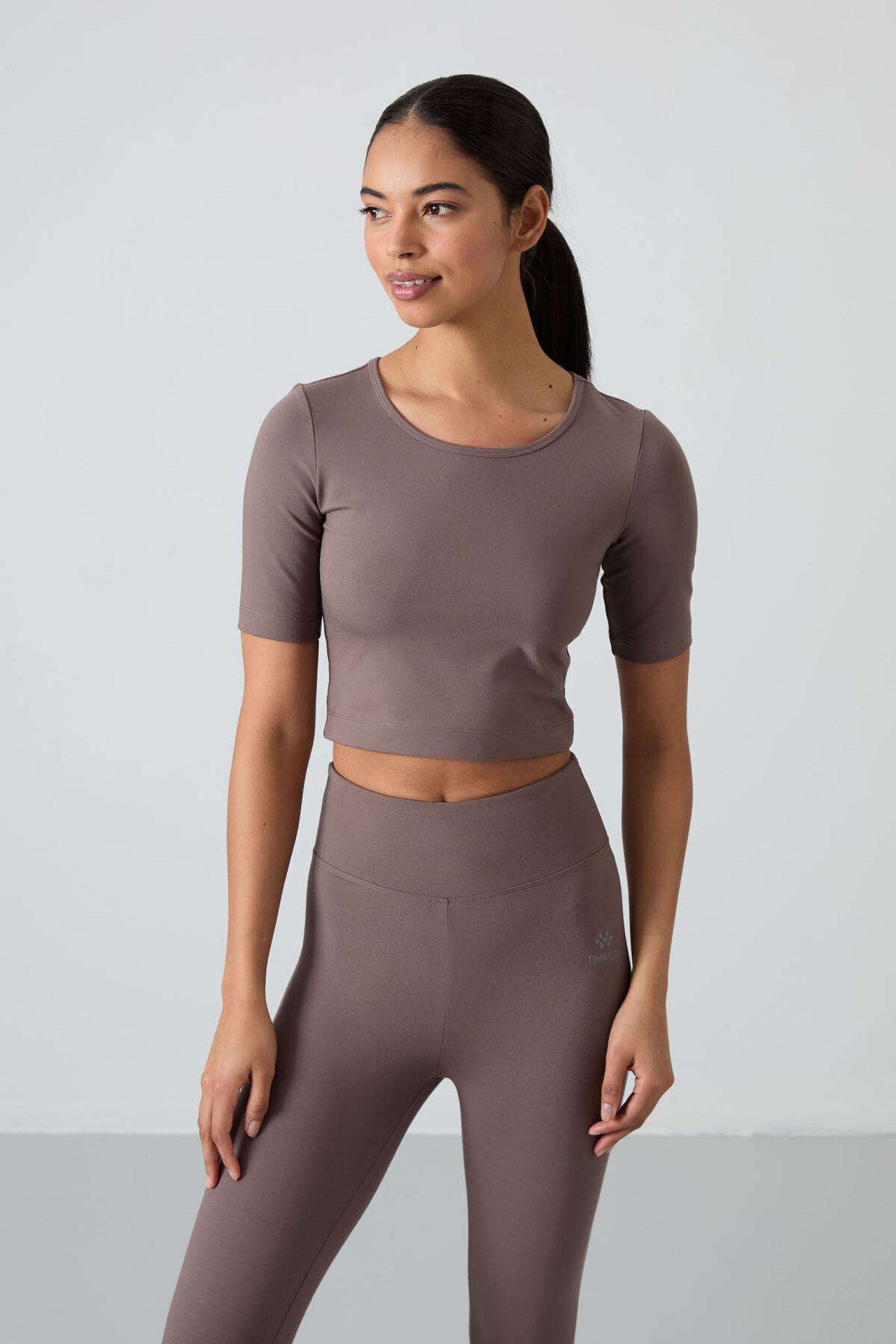 TOMMY Cotton Elastane Capri T-Shirt and Leggings Set 3