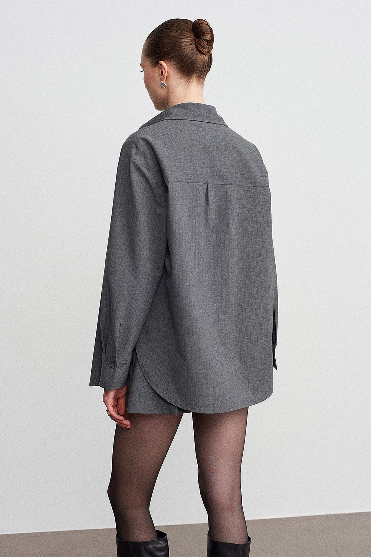 DILVIN Oversized Long-Sleeve Woven Shirt With Pocket 4