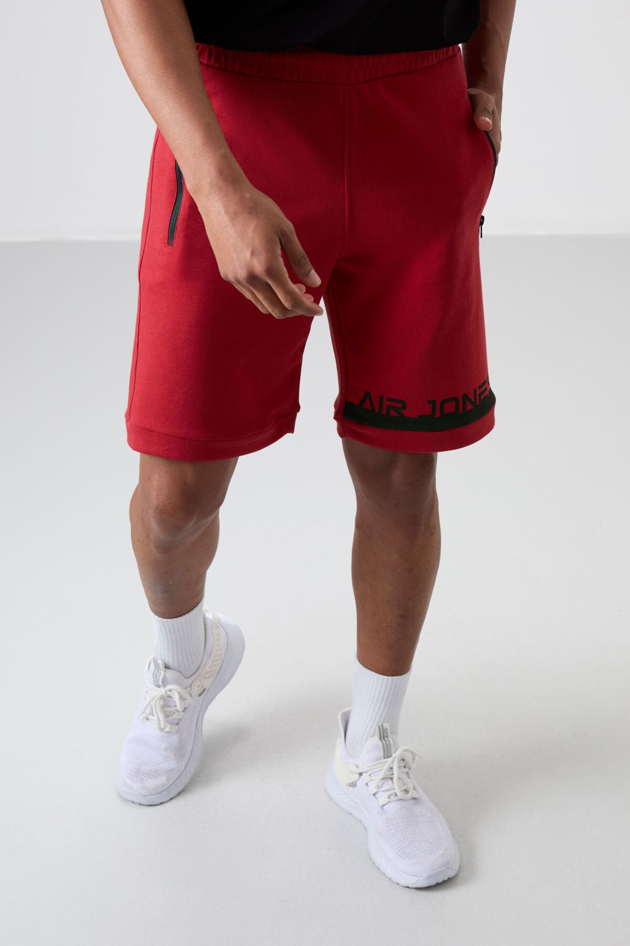 TOMMY Men's Fleece Sweat Shorts 1