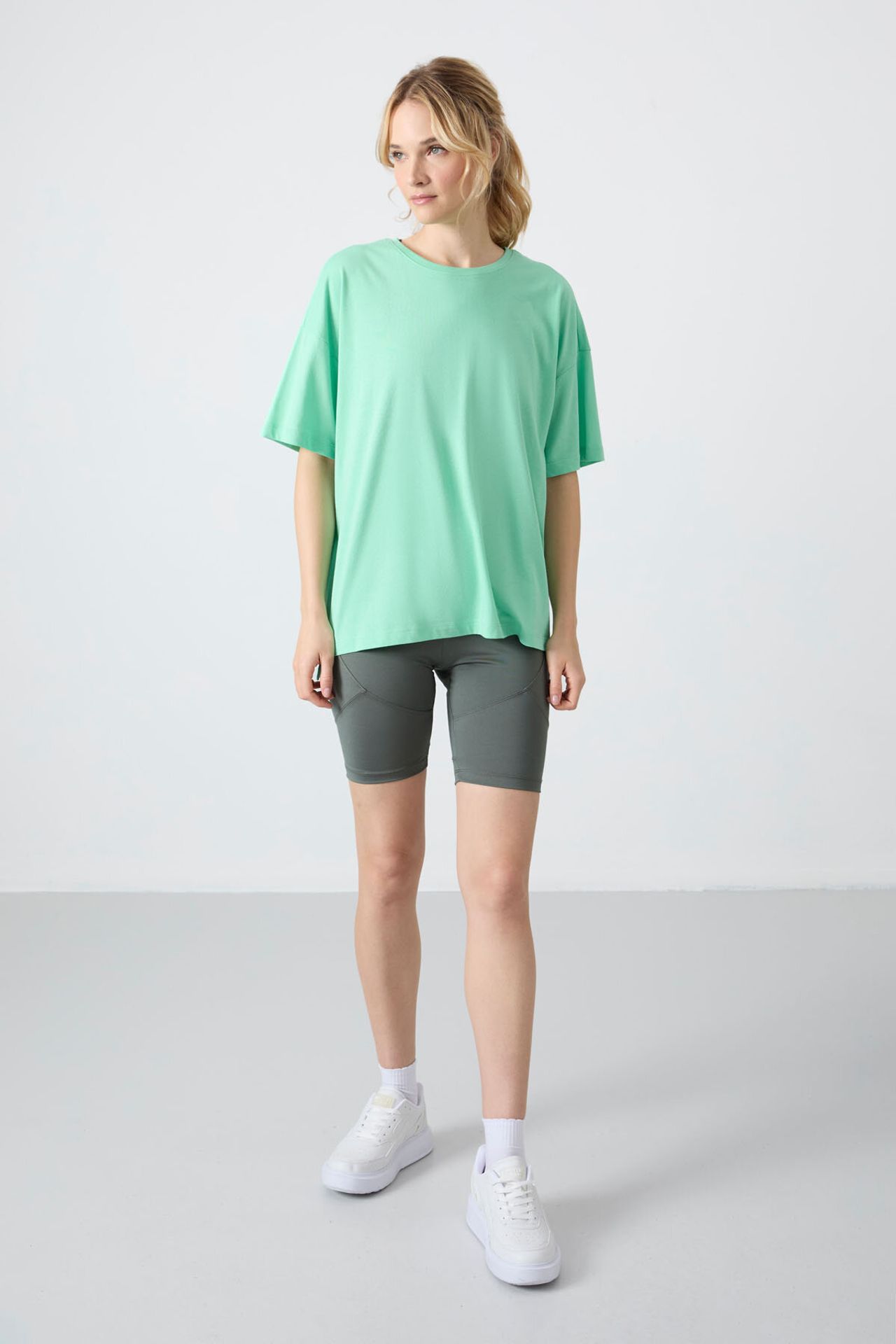 TOMMY Oversized Cotton-Modal Crew Neck T-Shirt 2
