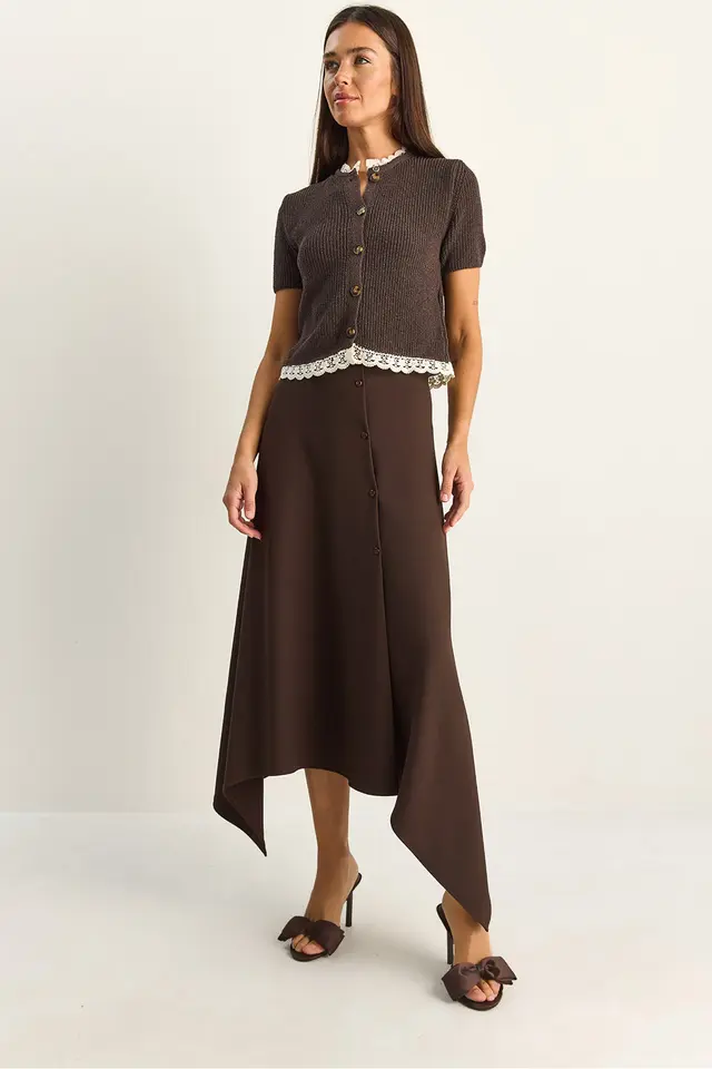 LUCCI Midi A-line Skirt With Button Closure