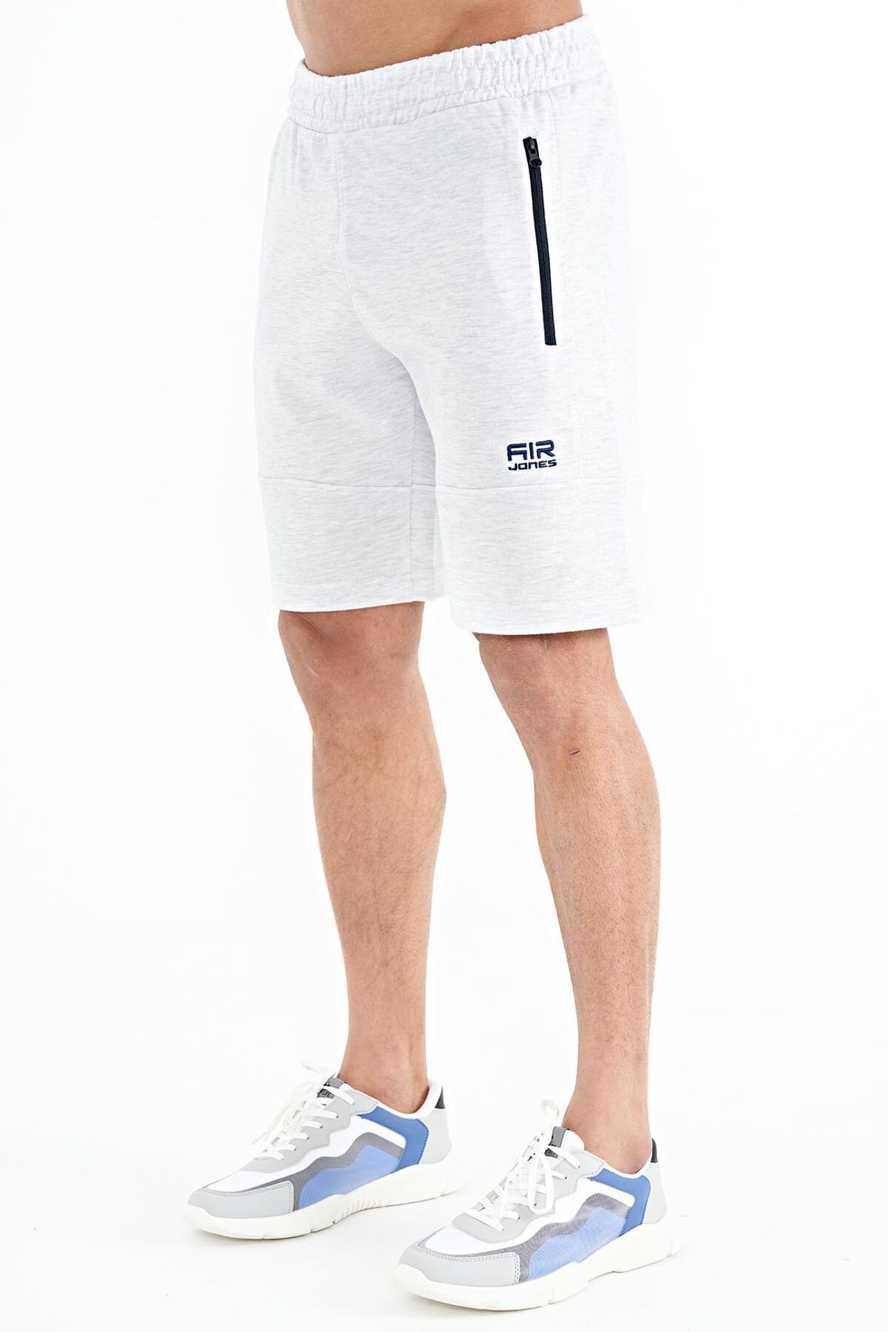 TOMMY Men's Solid Knit Sweat Shorts 2