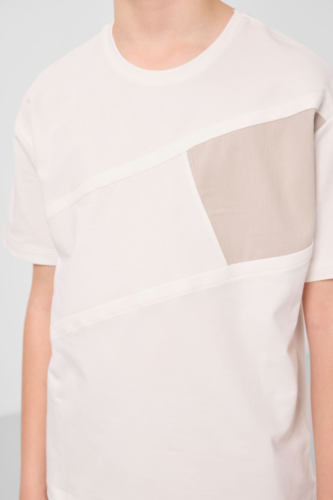 TOMMY Youth Two-Piece Coord Set 6