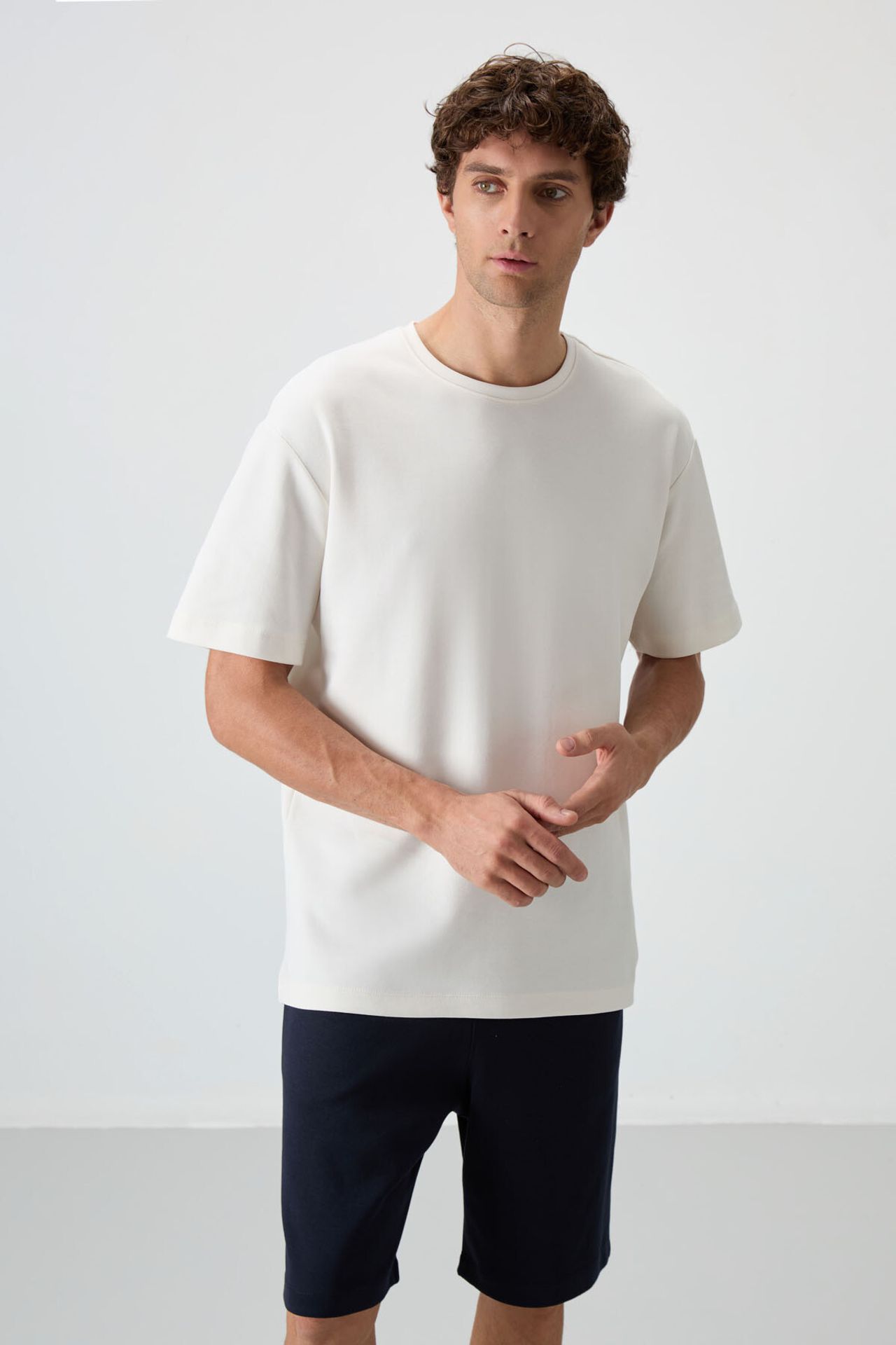 TOMMY Oversized T-Shirt And Shorts Set 4