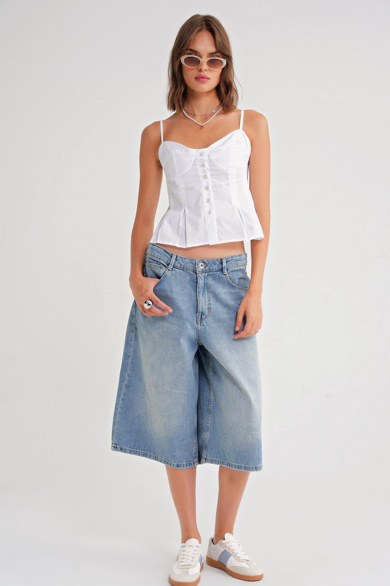 Sweetheart Neck Button-Front Peplum Cami Top 2