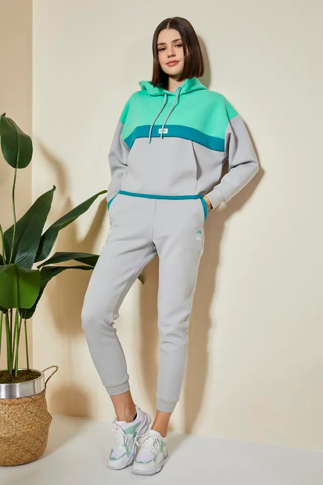TOMMY Color-Blocked Hooded Sweatshirt And Pants Set