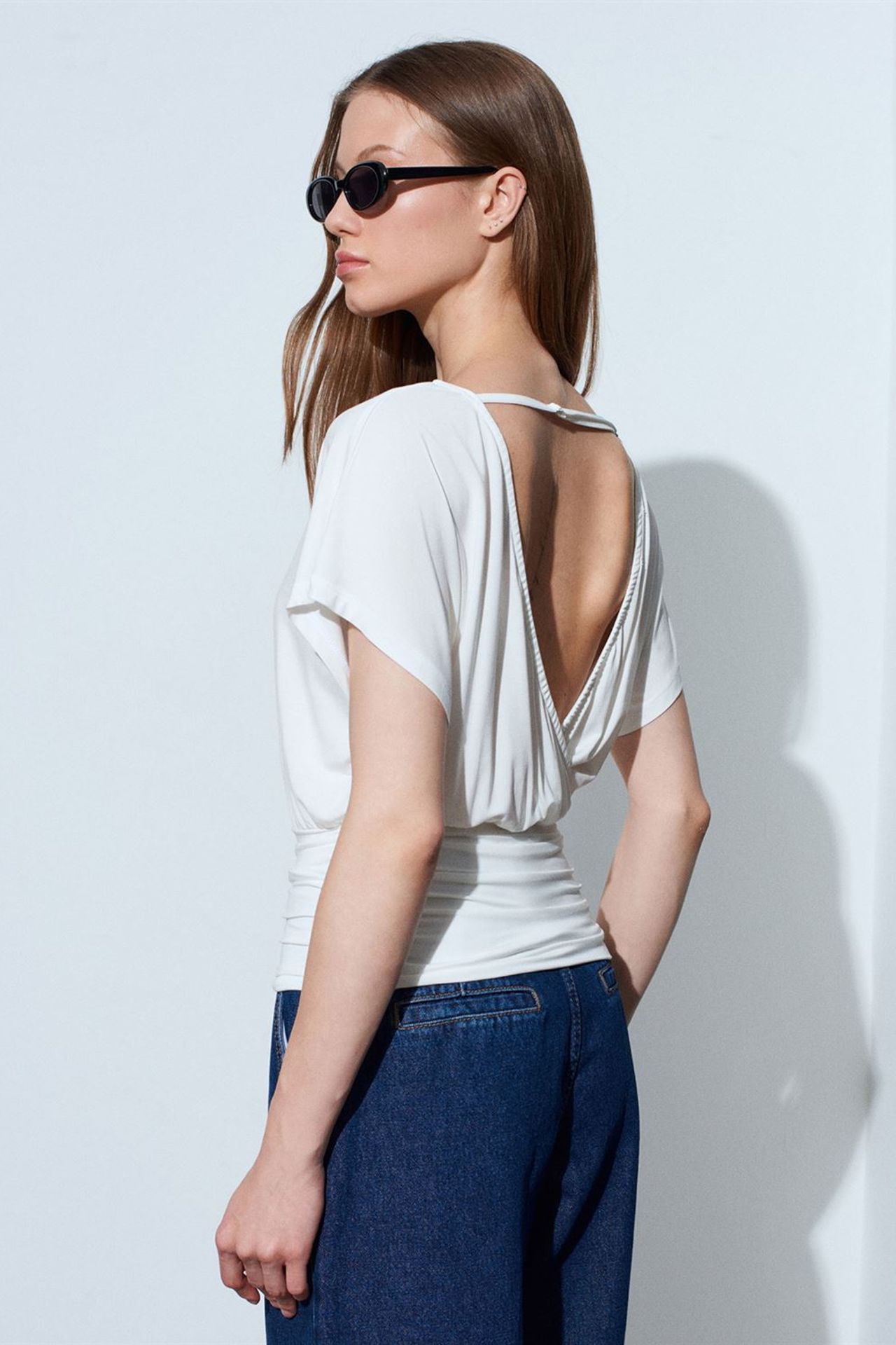 DILVIN Women's Modal Blend Cut-out Crew Neck Blouse 2