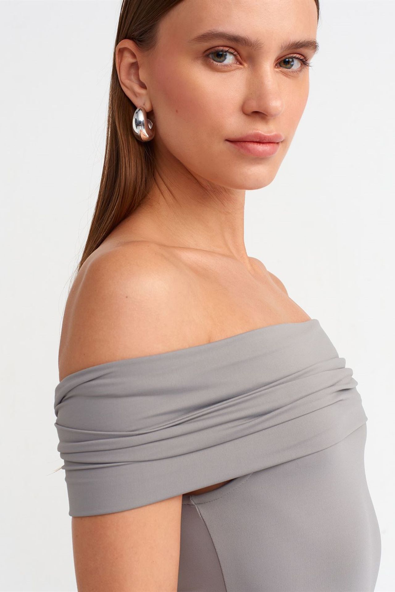 DILVIN Off-Shoulder Bodycon Midi Dress 4