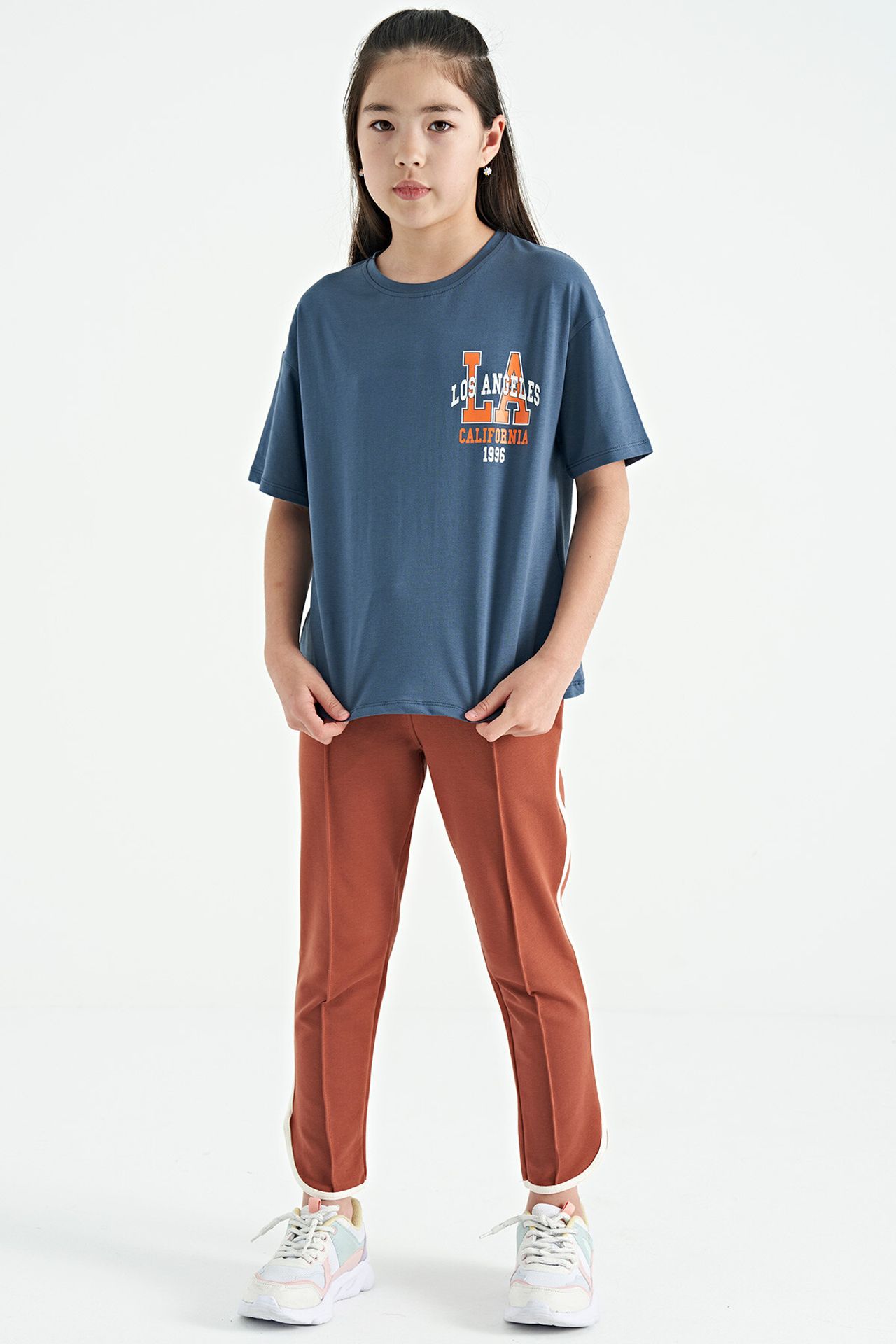 TOMMY Youth Unisex Cotton Blend Pants 6