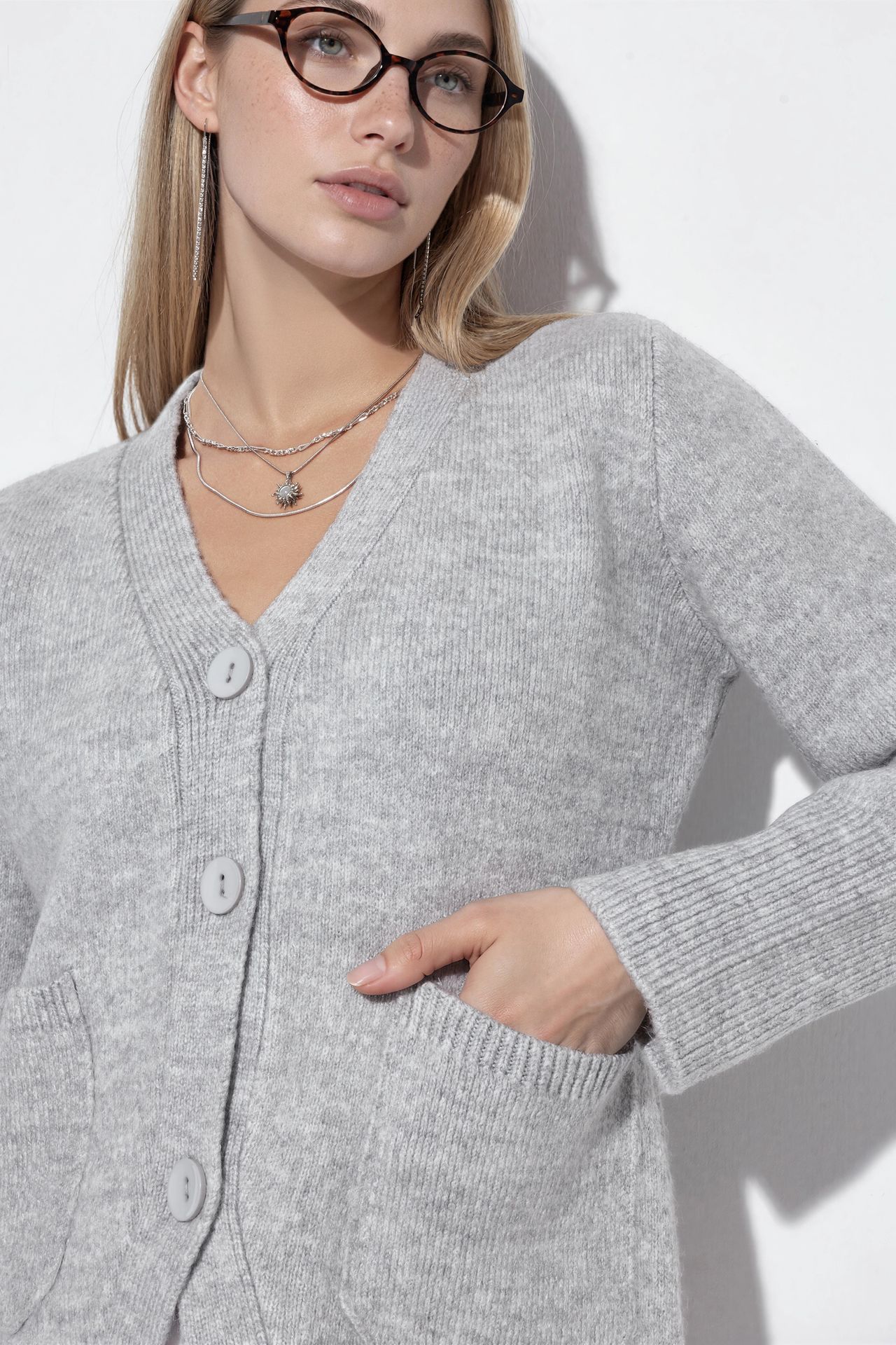 VIORNA Women's Ribbed V-neck Button Cardigan 3
