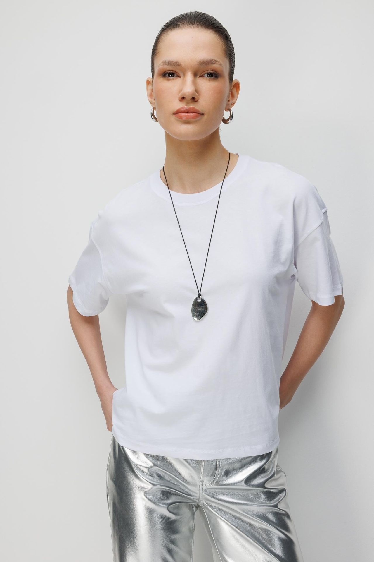 MIXRAY Oversized Ribbed Crew Neck Two-Piece T-Shirt Set 2