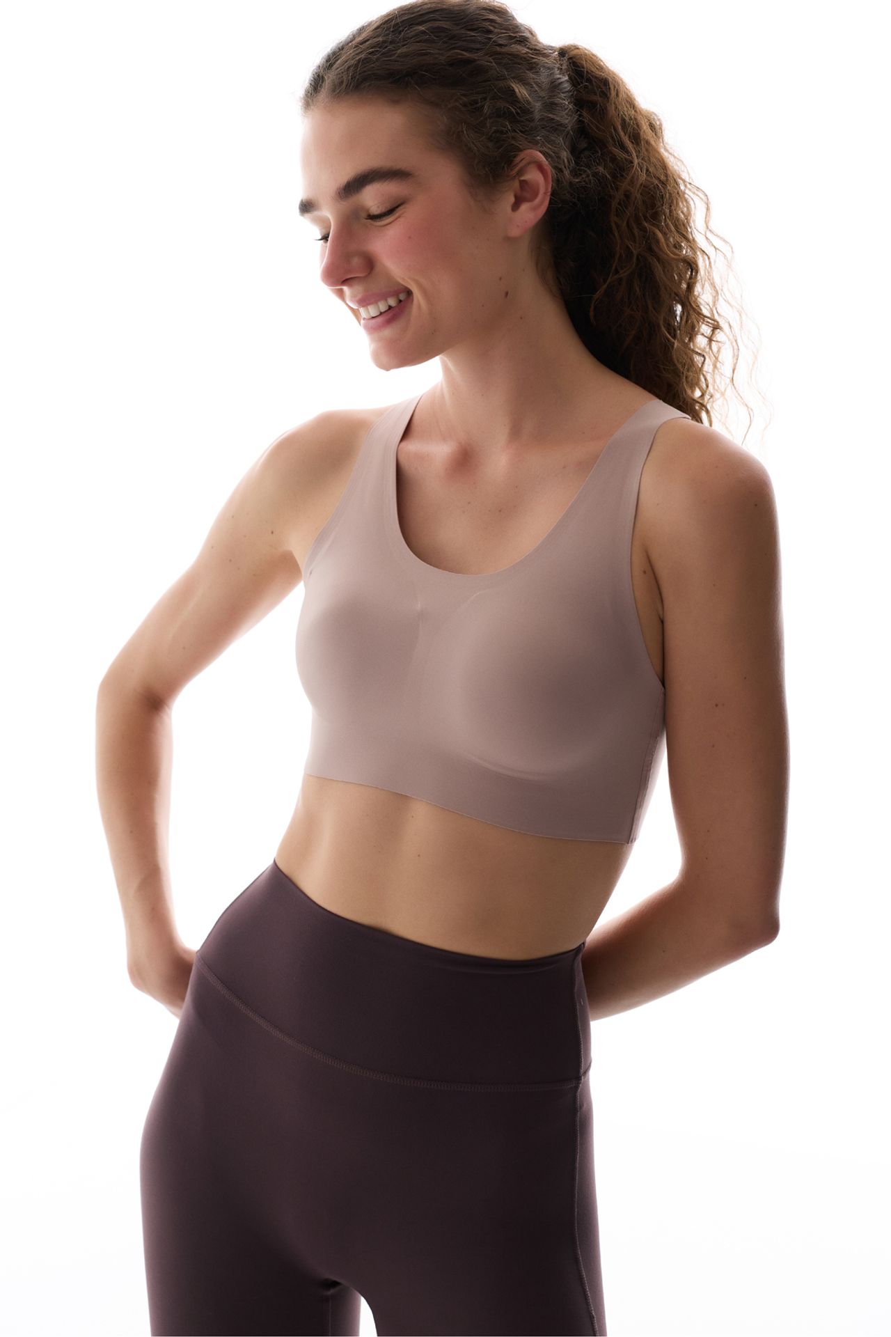 PENTI Medium Support Removable Padded Zero Feel Sports Bra 4