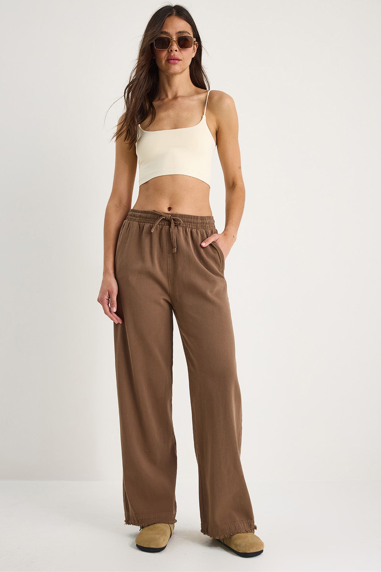 LUCCI Elastic Waist Straight Leg Pants 1