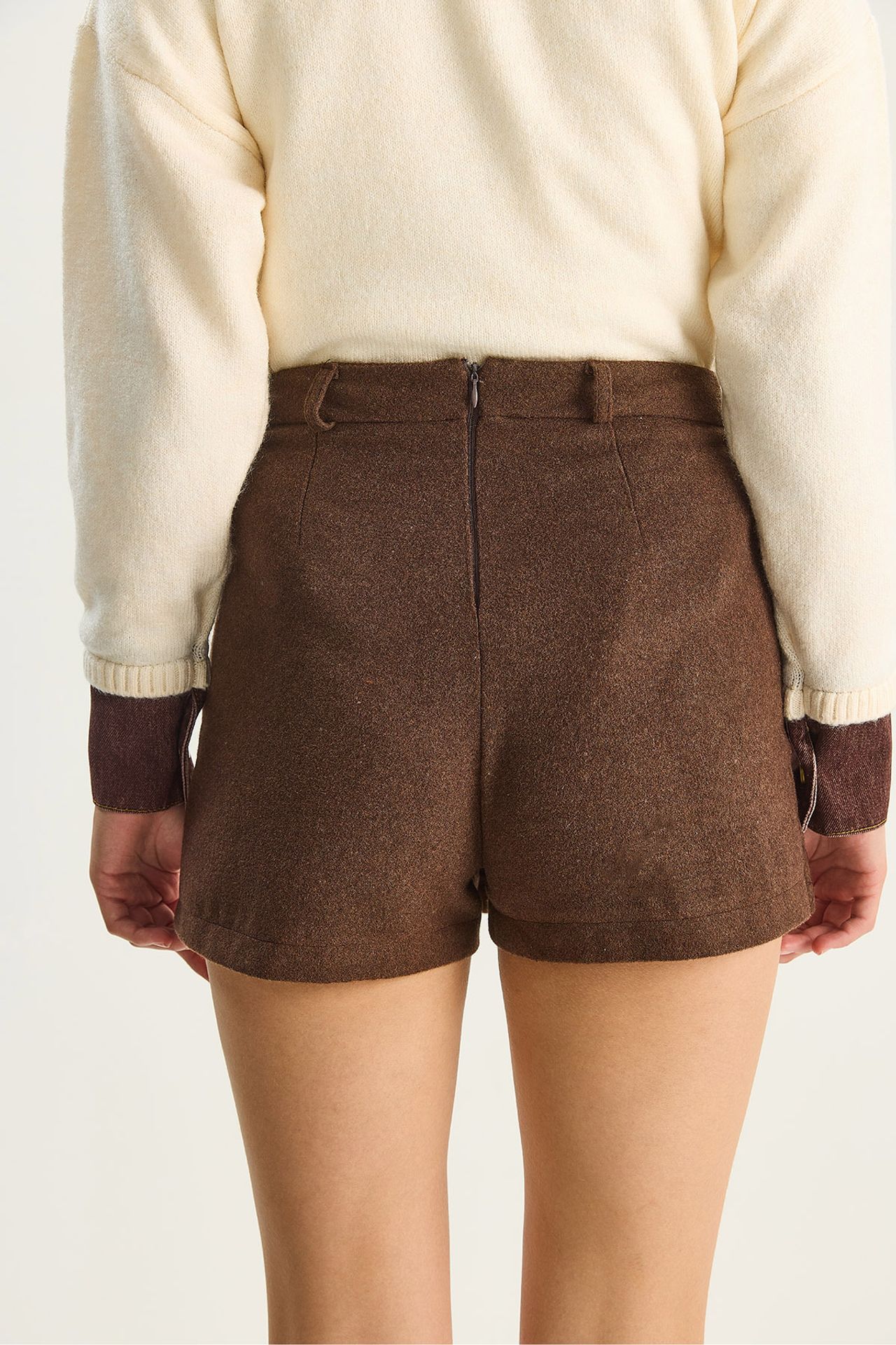 LUCCI High Waist Fitted Mini Shorts with Pocket 6