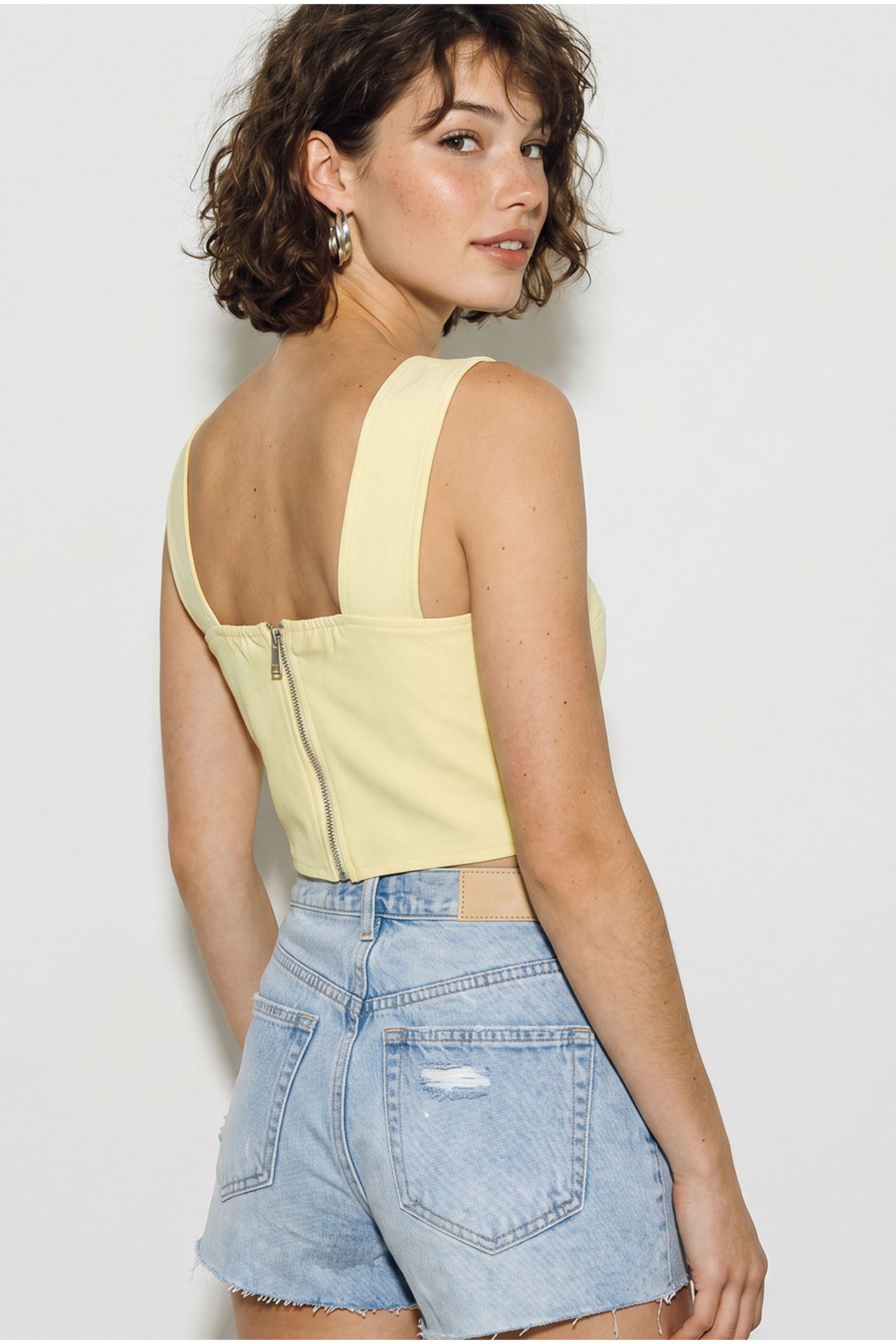 LUCCI Fitted Crop Corset Top With Bow Detail 5