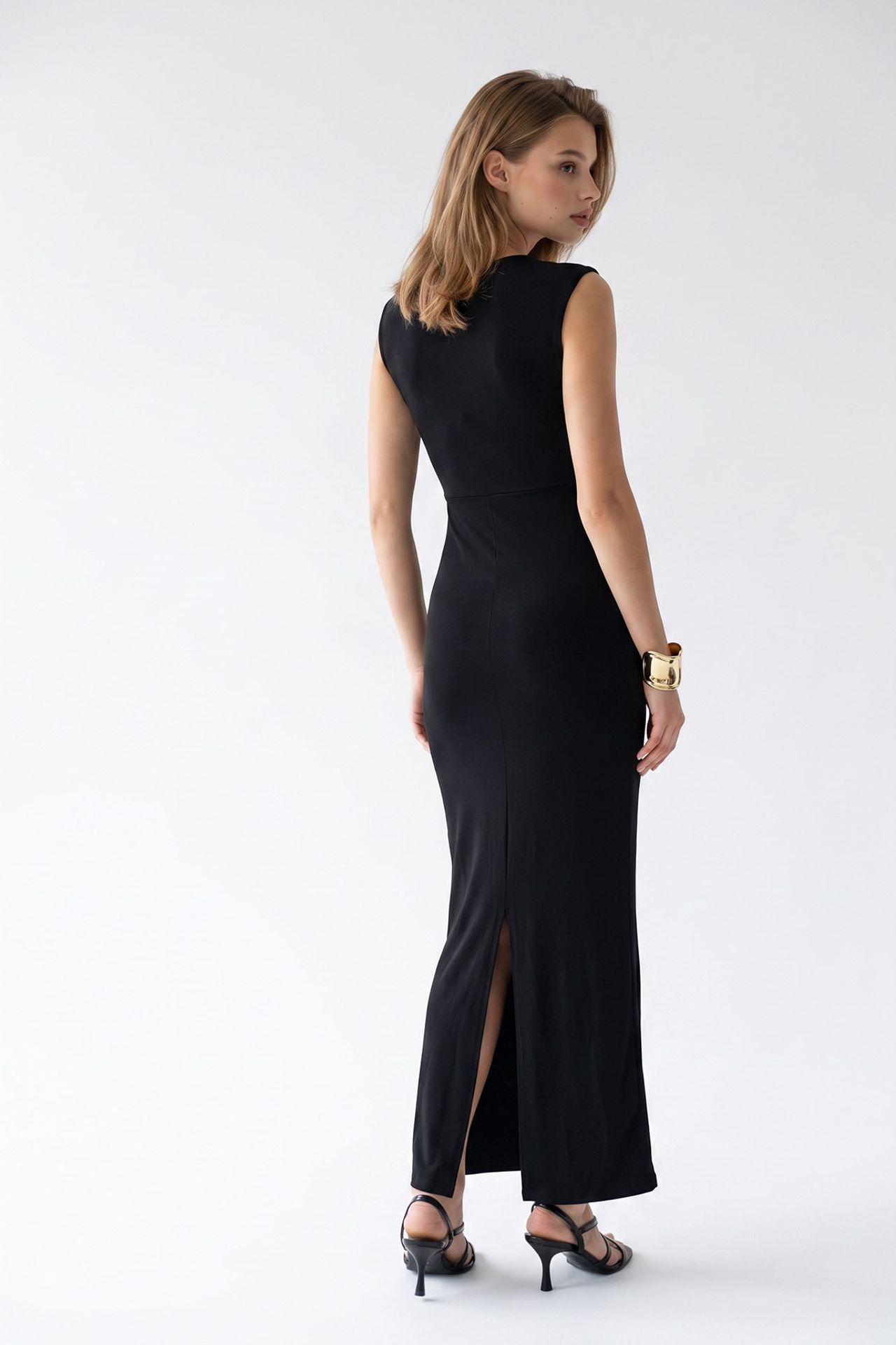 MIXRAY Sleeveless Bodycon Maxi Dress With Cowl Neck 6