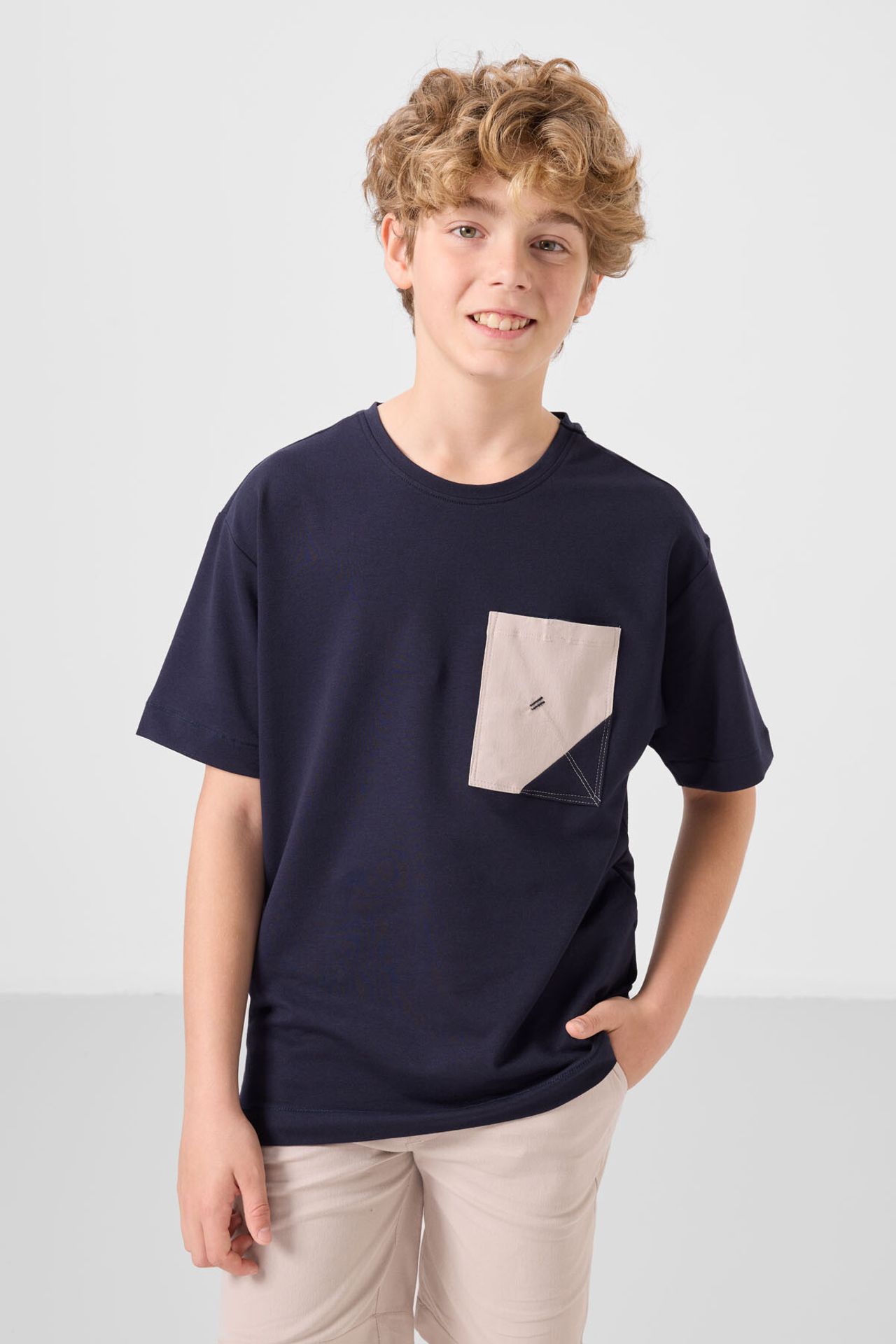 TOMMY Youth Two-Piece Coord Set 2