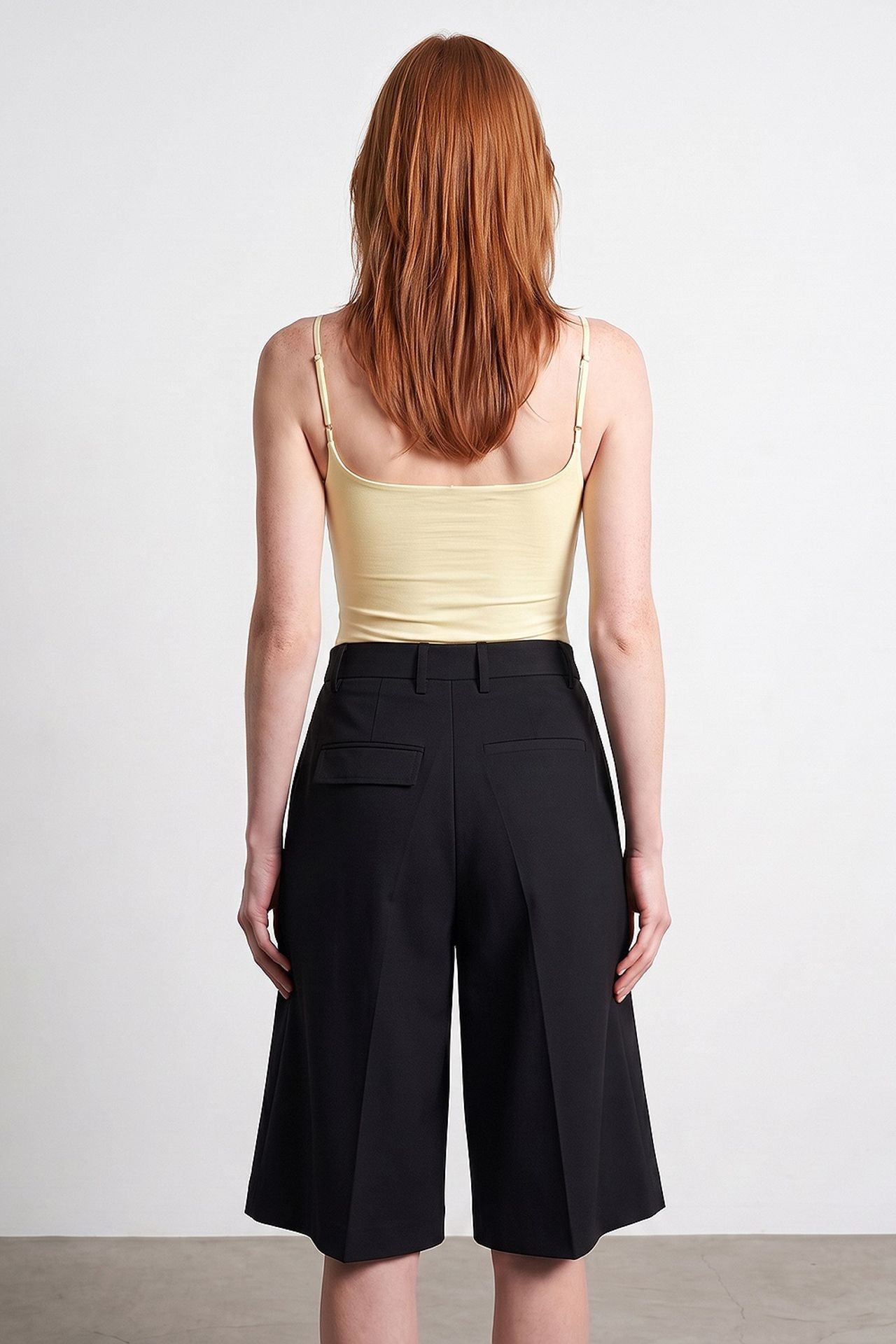 DILVIN Sleeveless Square-neck Nylon Bodysuit