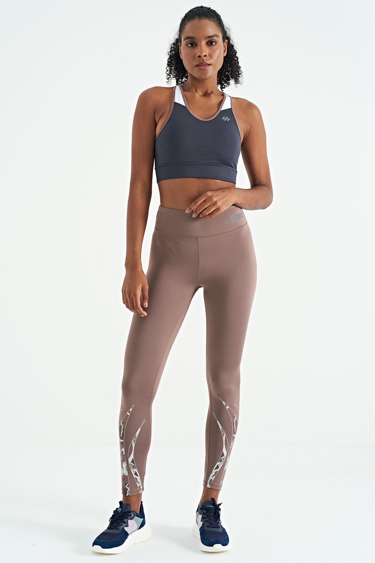 TOMMY Fitted U Collar Knitted Sports Crop Top 6