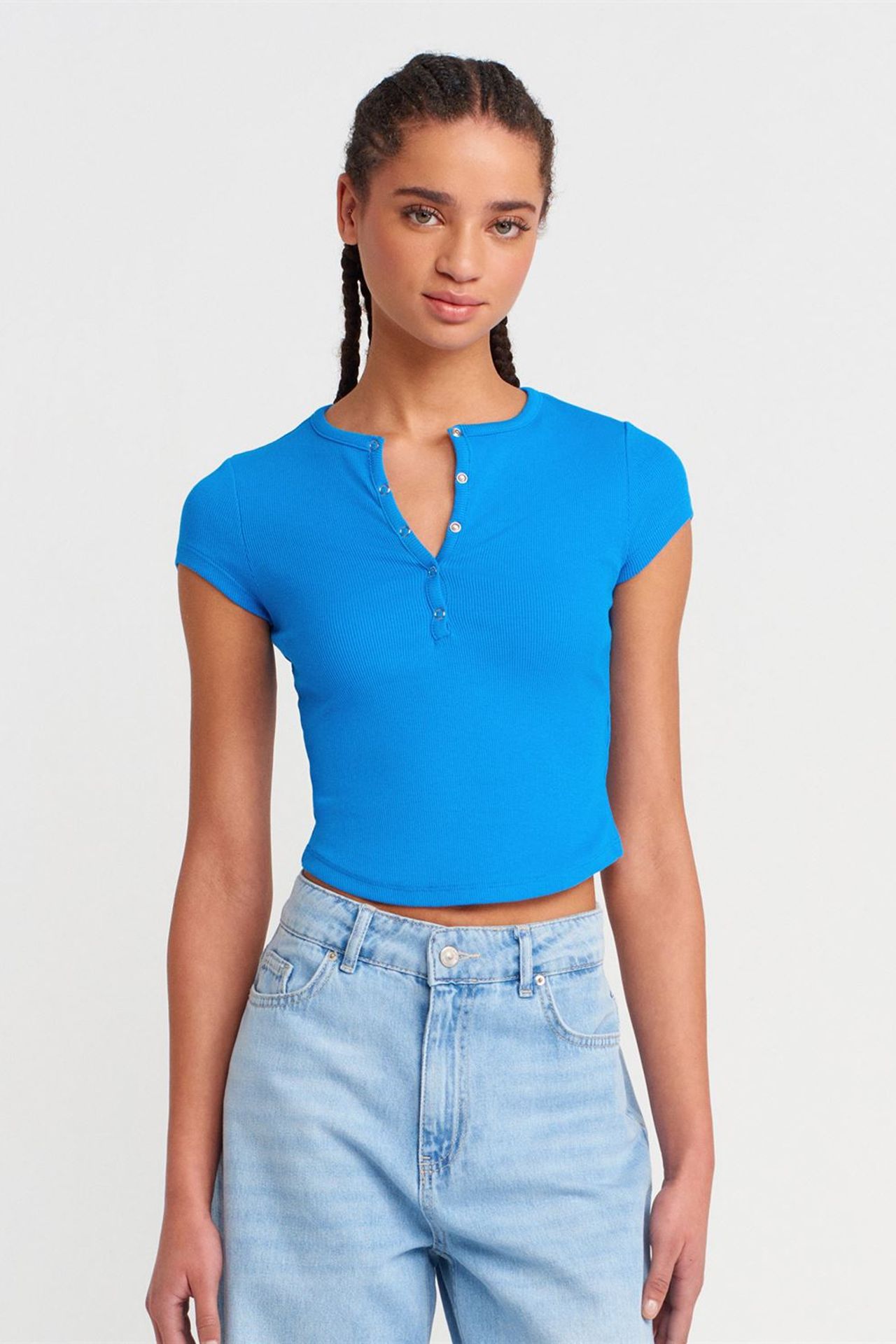 DILVIN Dar Kesim Nervürlü Crop Bluz 1