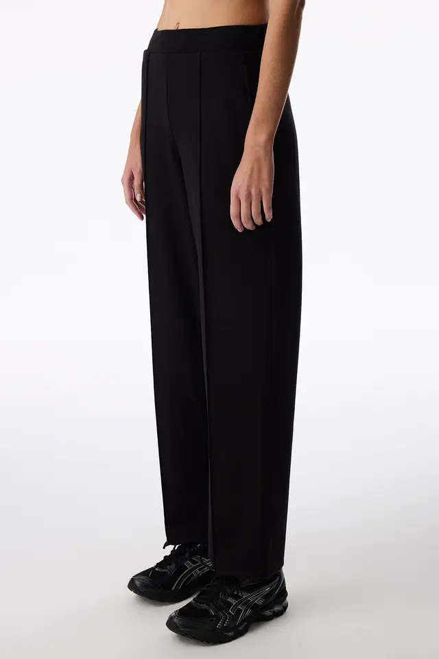 PENTI Silky Touch Tapered Trousers