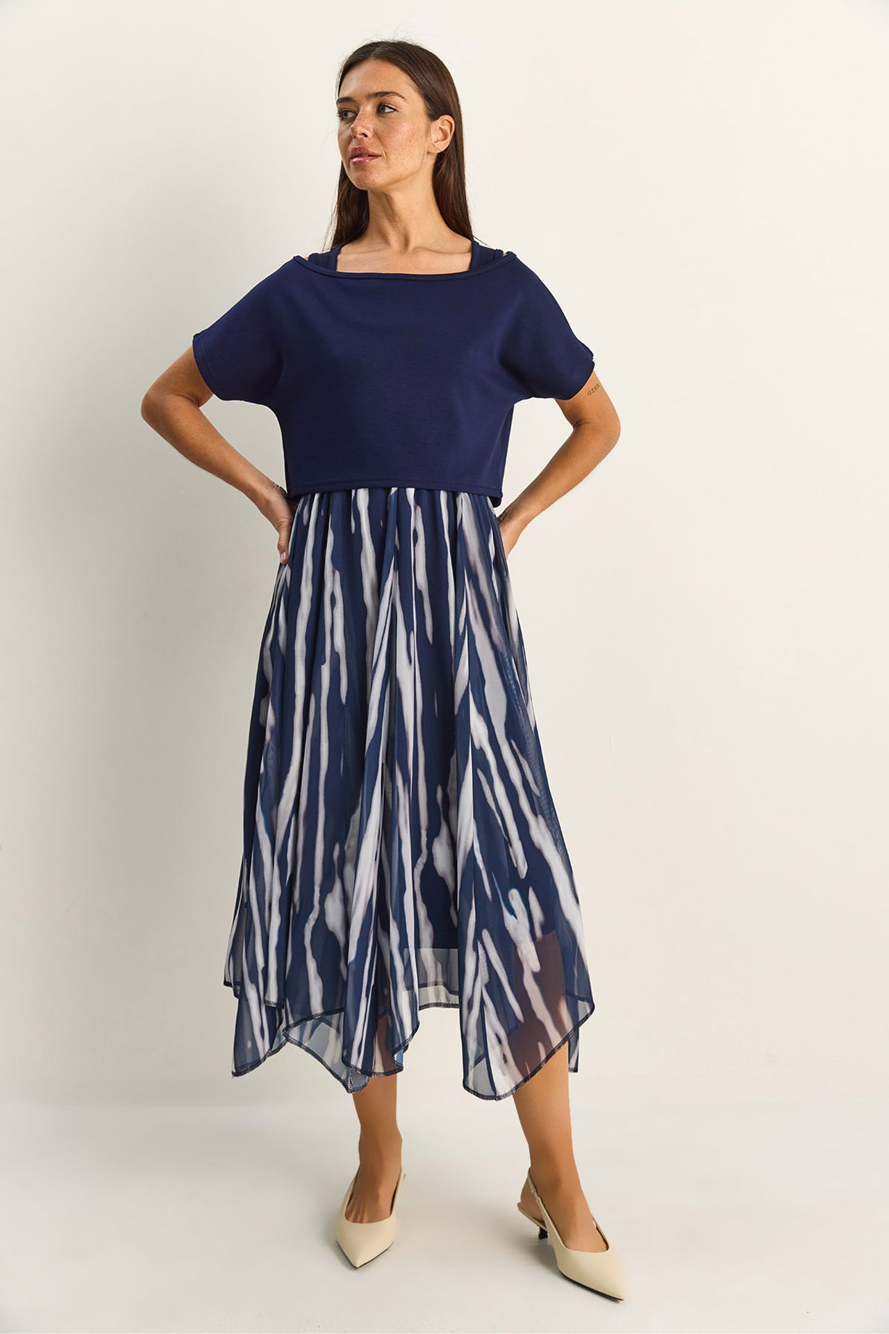 LUCCI Abstract Print Boat Neck Midi Dress 3
