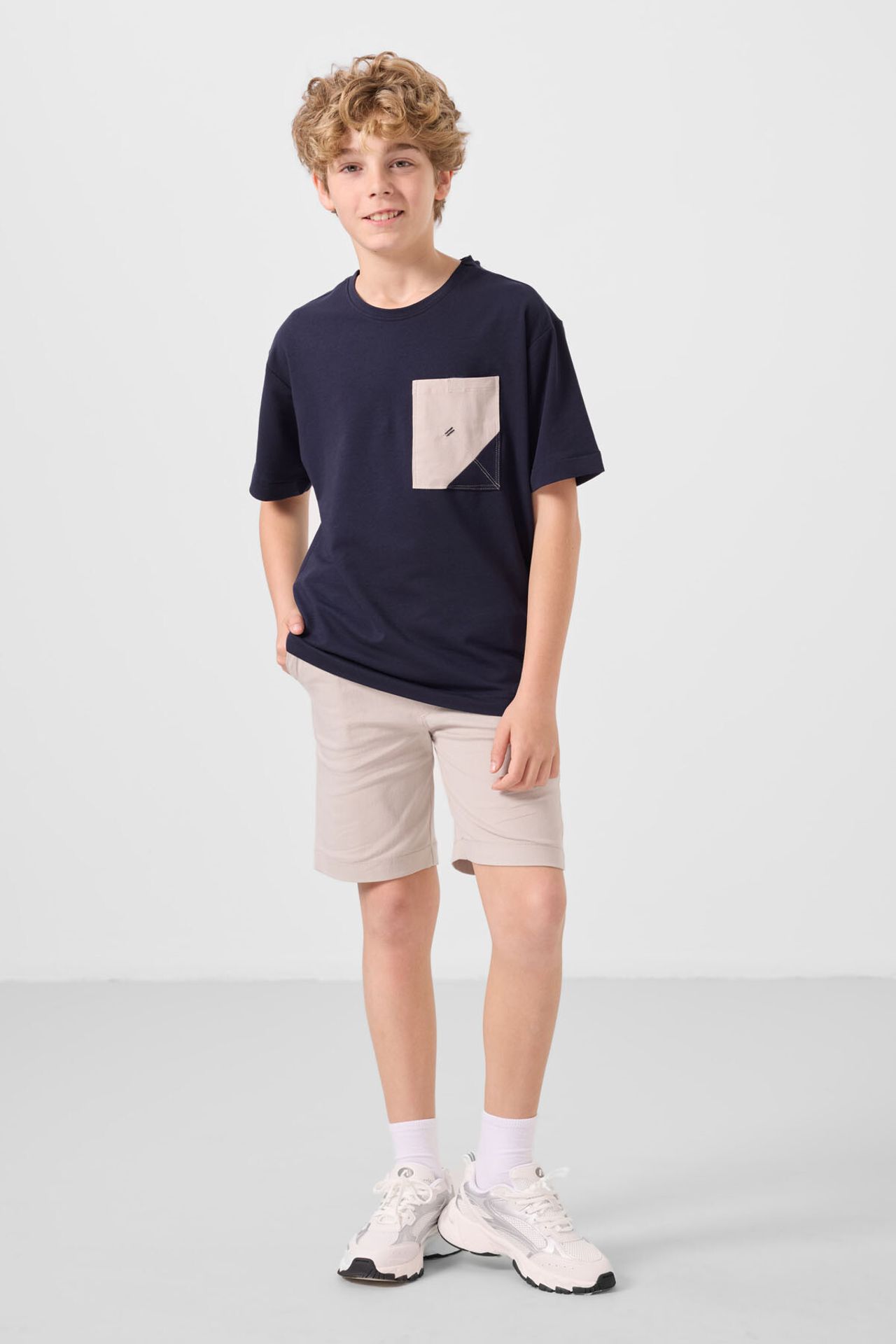 TOMMY Youth Two-Piece Coord Set 4
