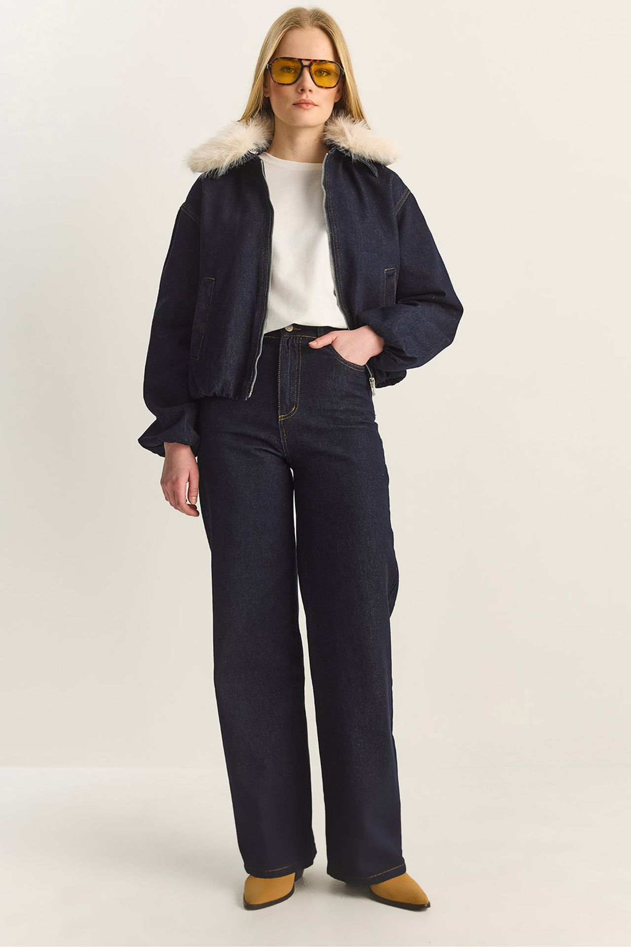 LUCCI Crop Denim Jacket with Faux Fur Detail 2