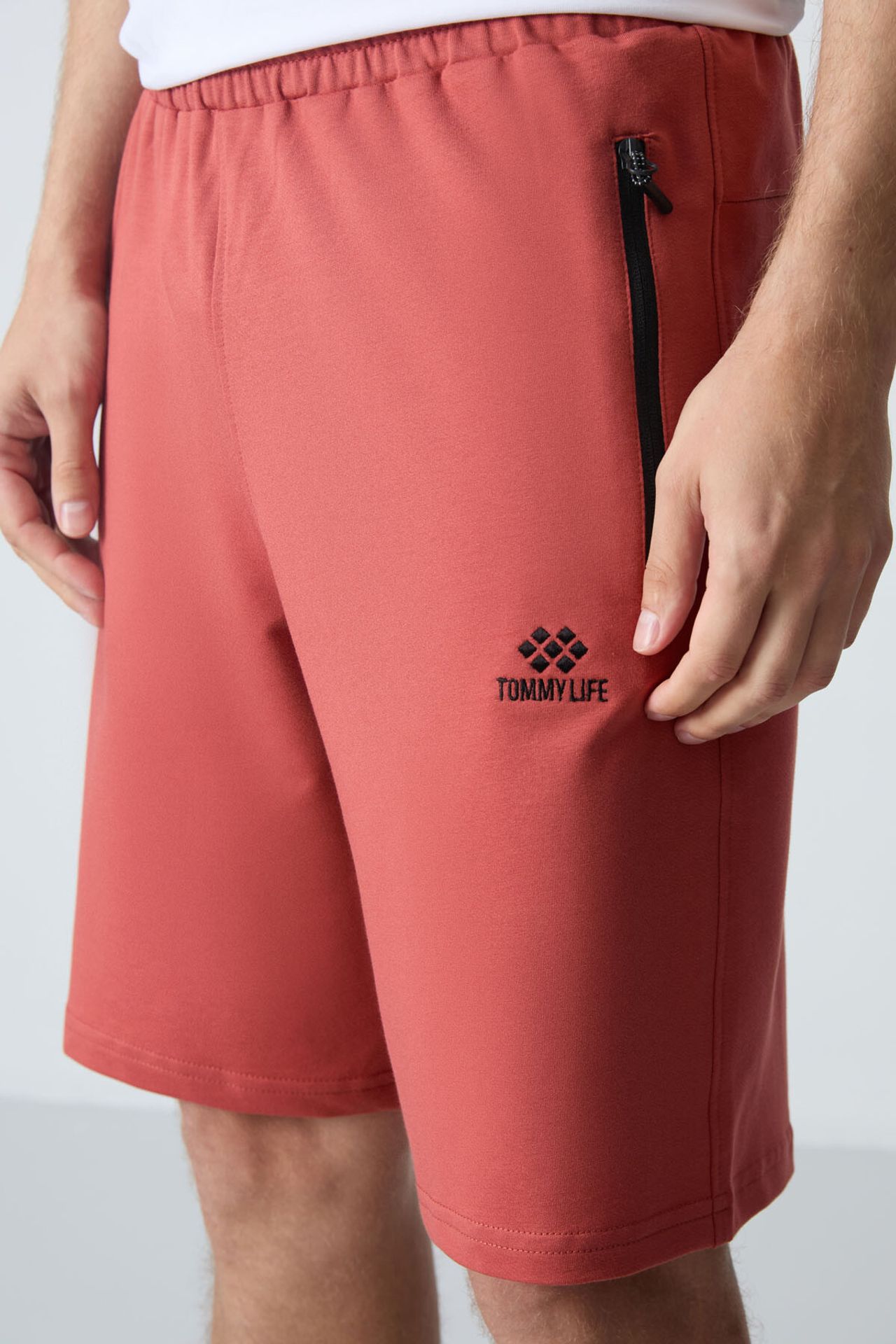TOMMY Men's Regular-fit Knit Sweat Shorts 5