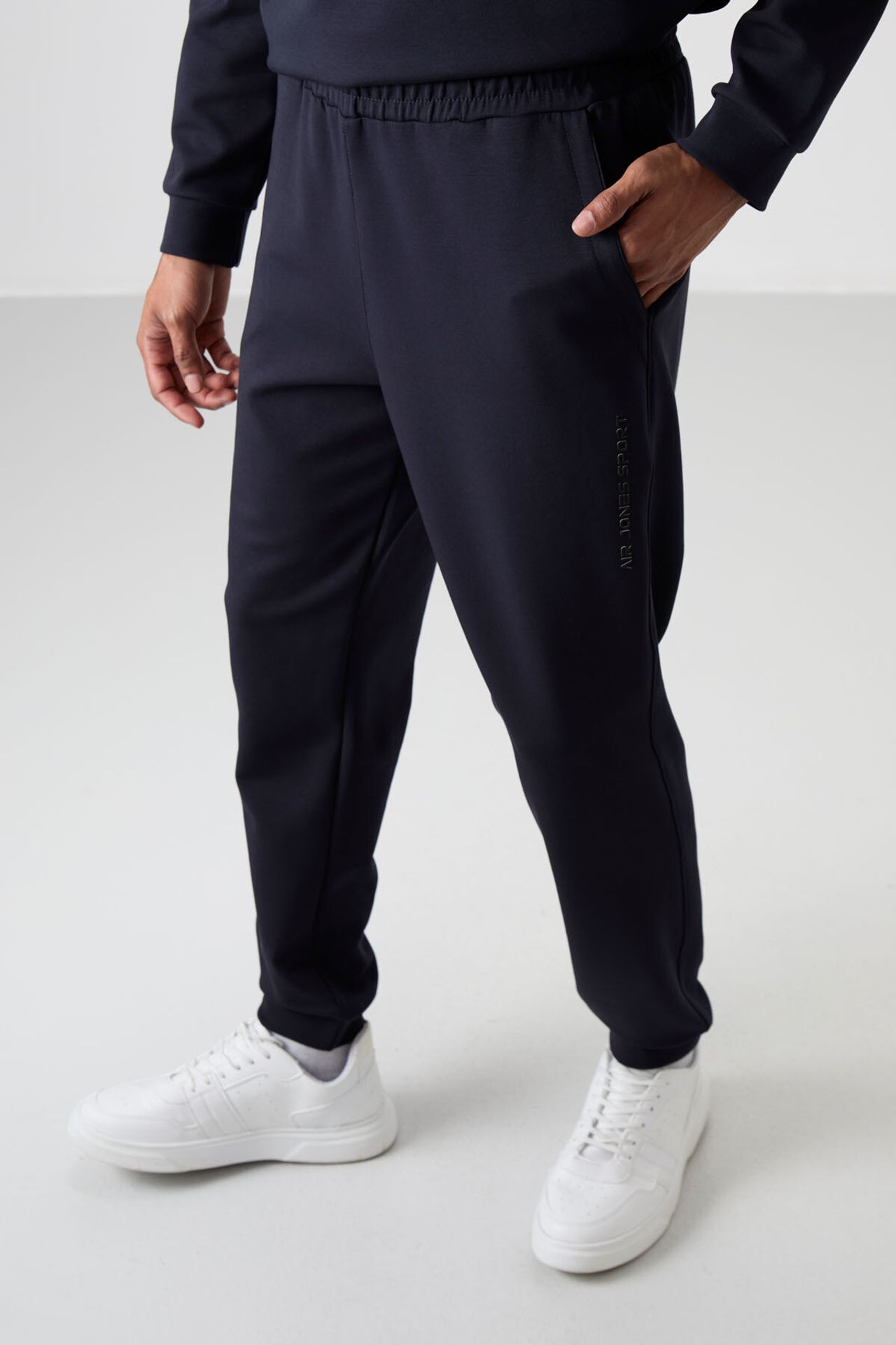 TOMMY Printed Fleece Sweatshirt And Pants Set 6