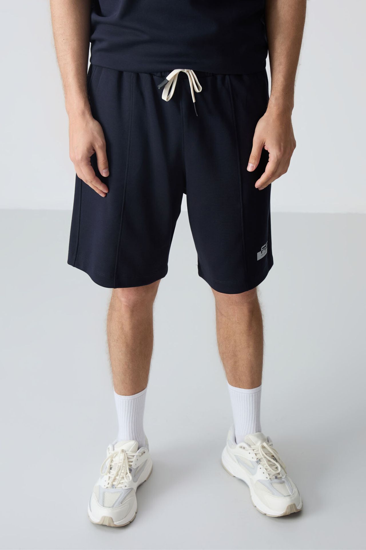 TOMMY Men's Oversized T-Shirt And Shorts Set 4