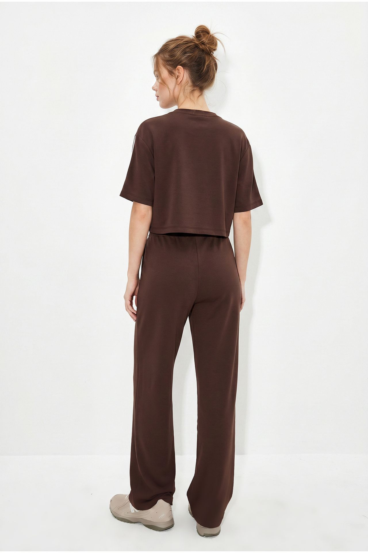LUCCI 2-Piece Crew Neck T-Shirt And Wide Leg Trousers Set 6