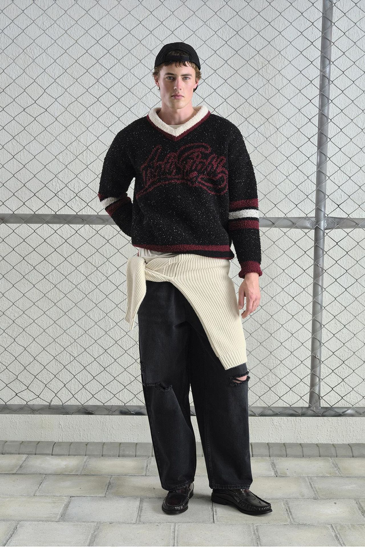GIESTO Oversized V-Neck Plush Sweater 2