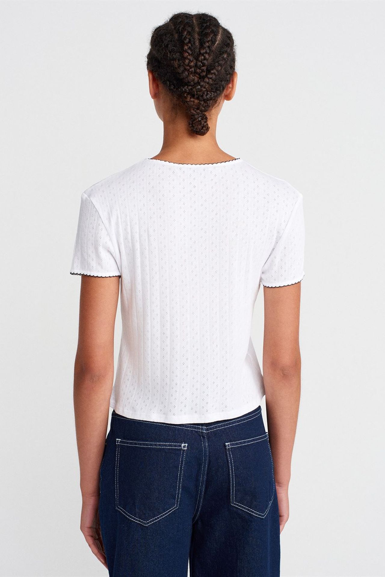 DILVIN Women's Ribbed Crop T-Shirt 2