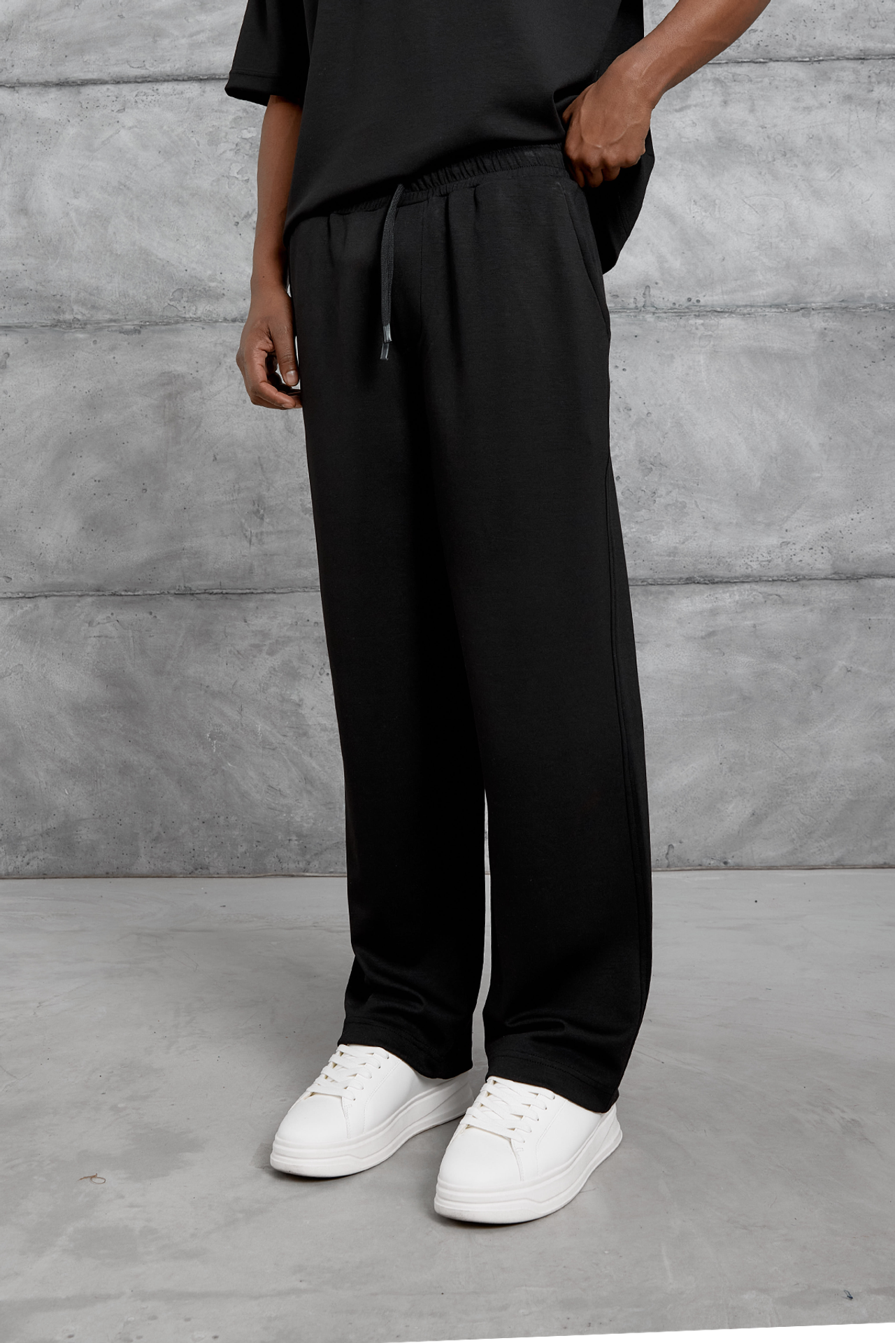 NOMARC Geniş Paça Bağcıklı Jogger Pantolon 1
