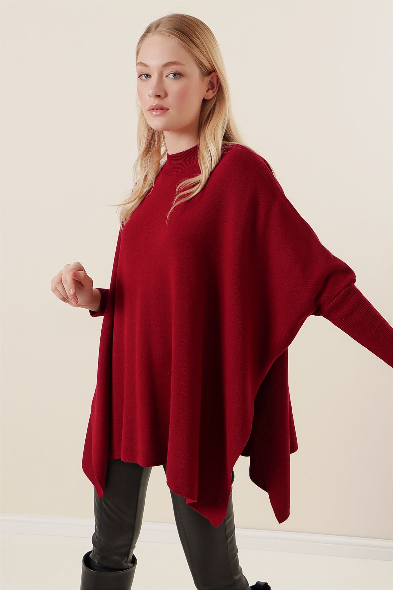 BDART Oversized Acrylic Crew Neck Jumper 5
