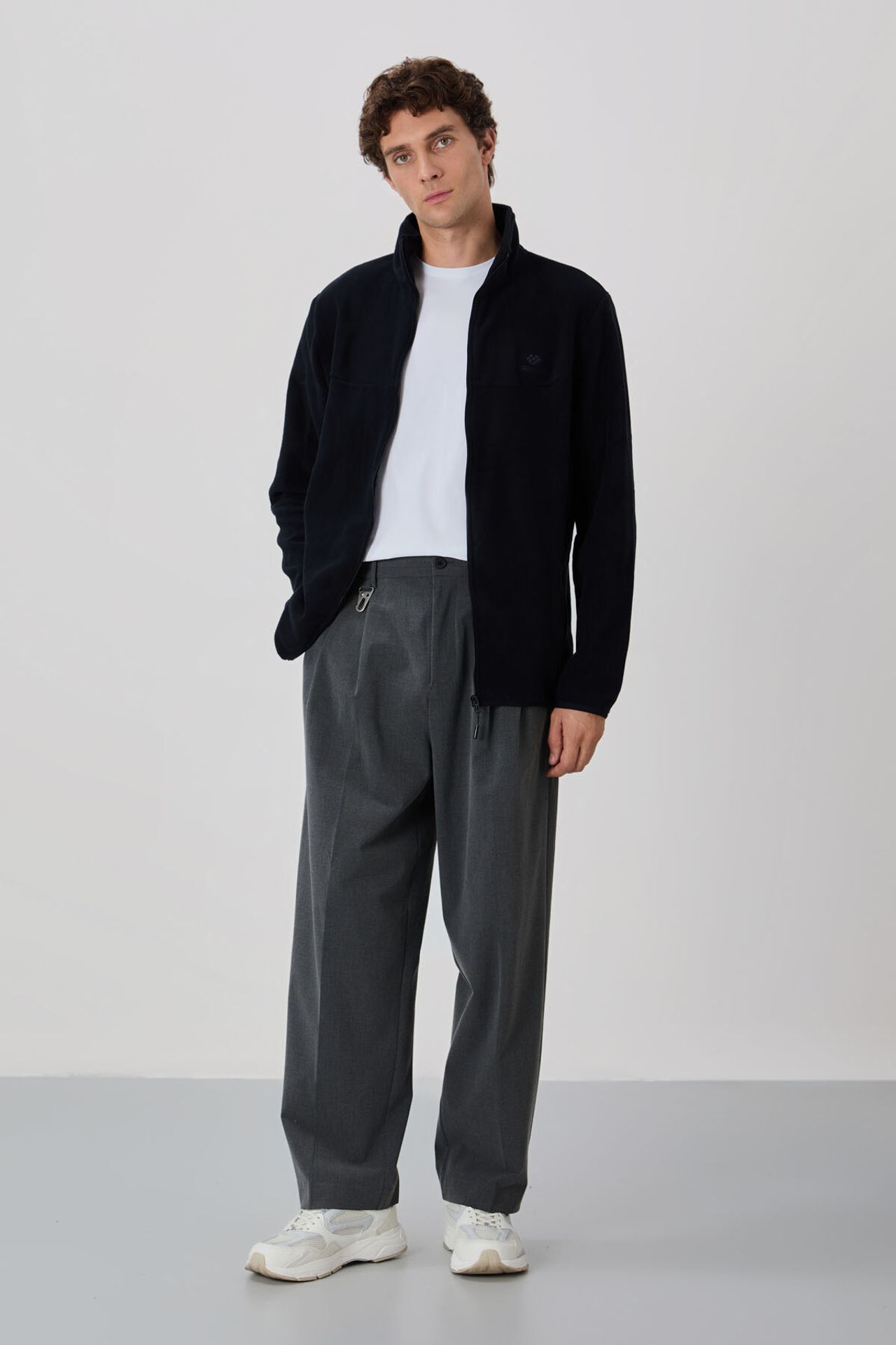 TOMMY Men's Plush Zip-front Sweatshirt 4