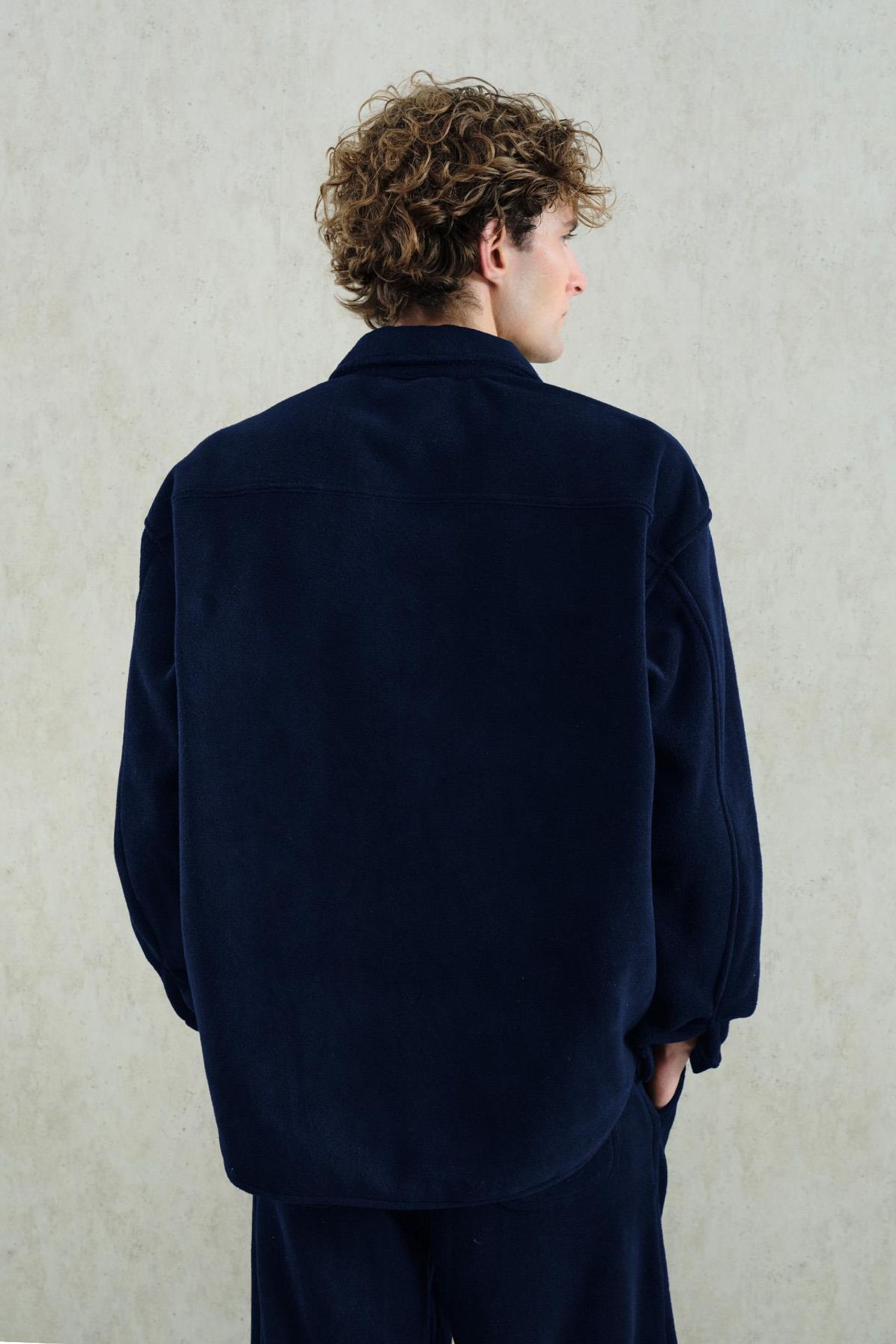 GIESTO Oversized Plush Shirt with Snap Closure 2