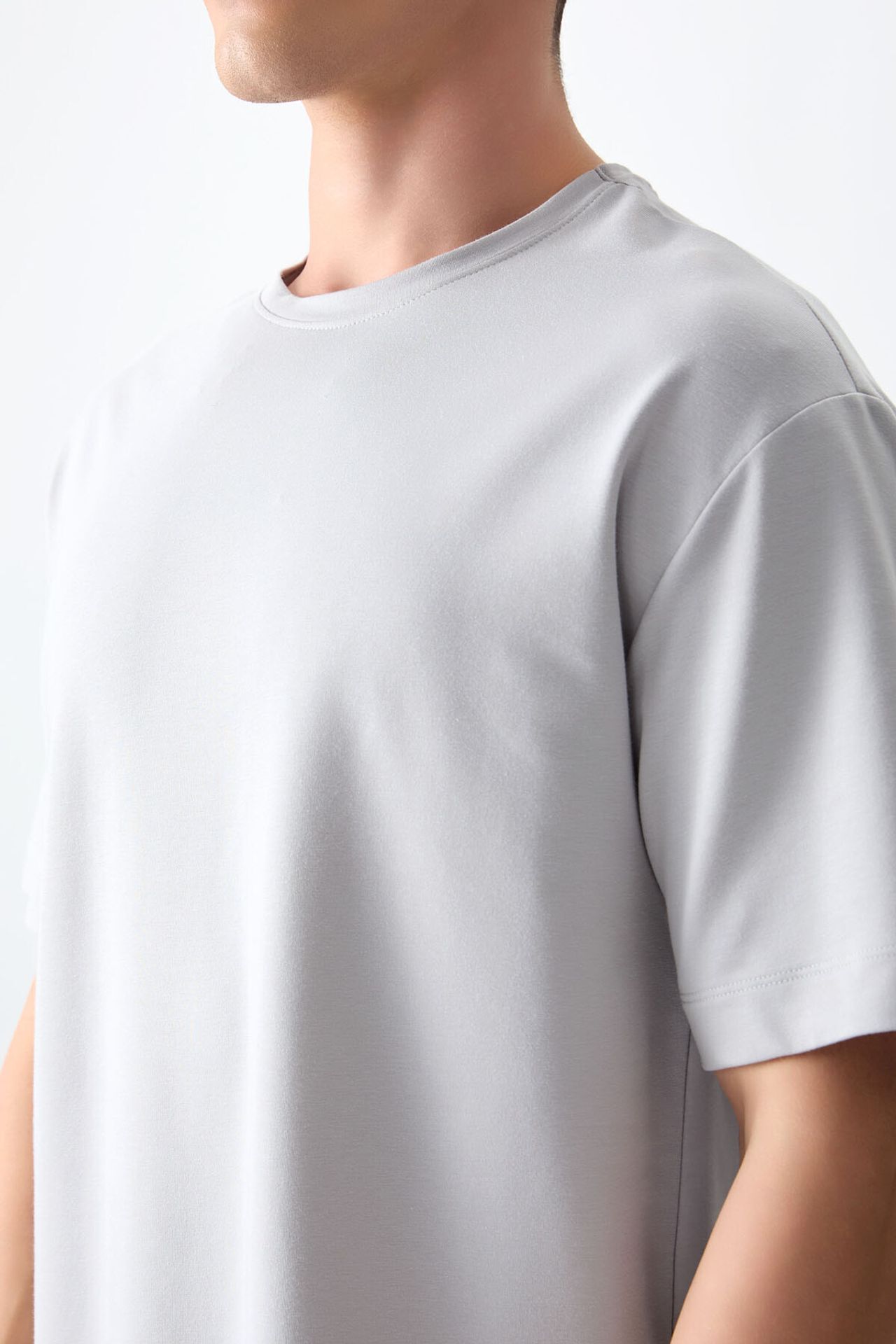 TOMMY Oversized Cotton Blend Crew Neck T-Shirt 4
