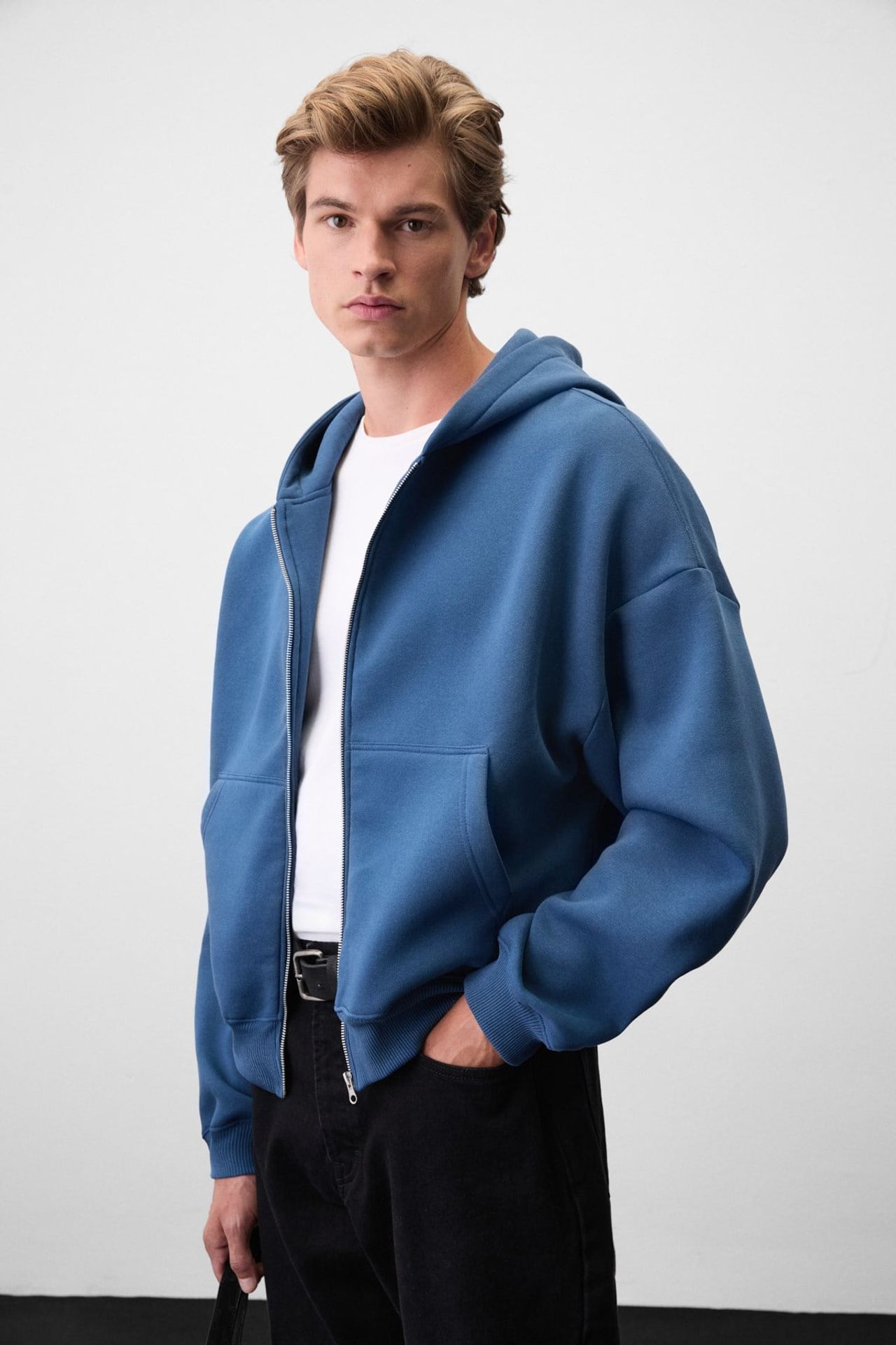 GRIMELANGE Relaxed Fit Plain Sweatshirt 4