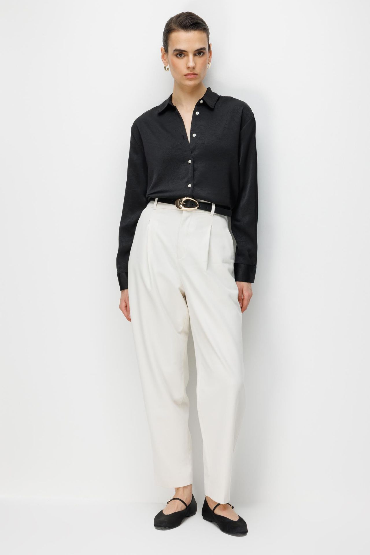 MIXRAY Regular Fit Satin Woven Button-Up Shirt 2